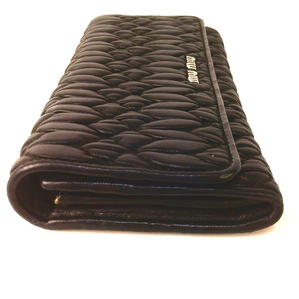Matelassé (bags) and wallets — view 5