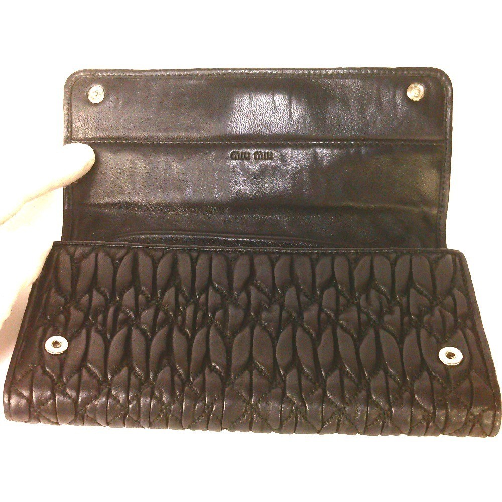 Matelassé (bags) and wallets — view 6