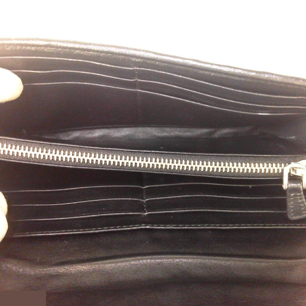 Matelassé (bags) and wallets — view 7