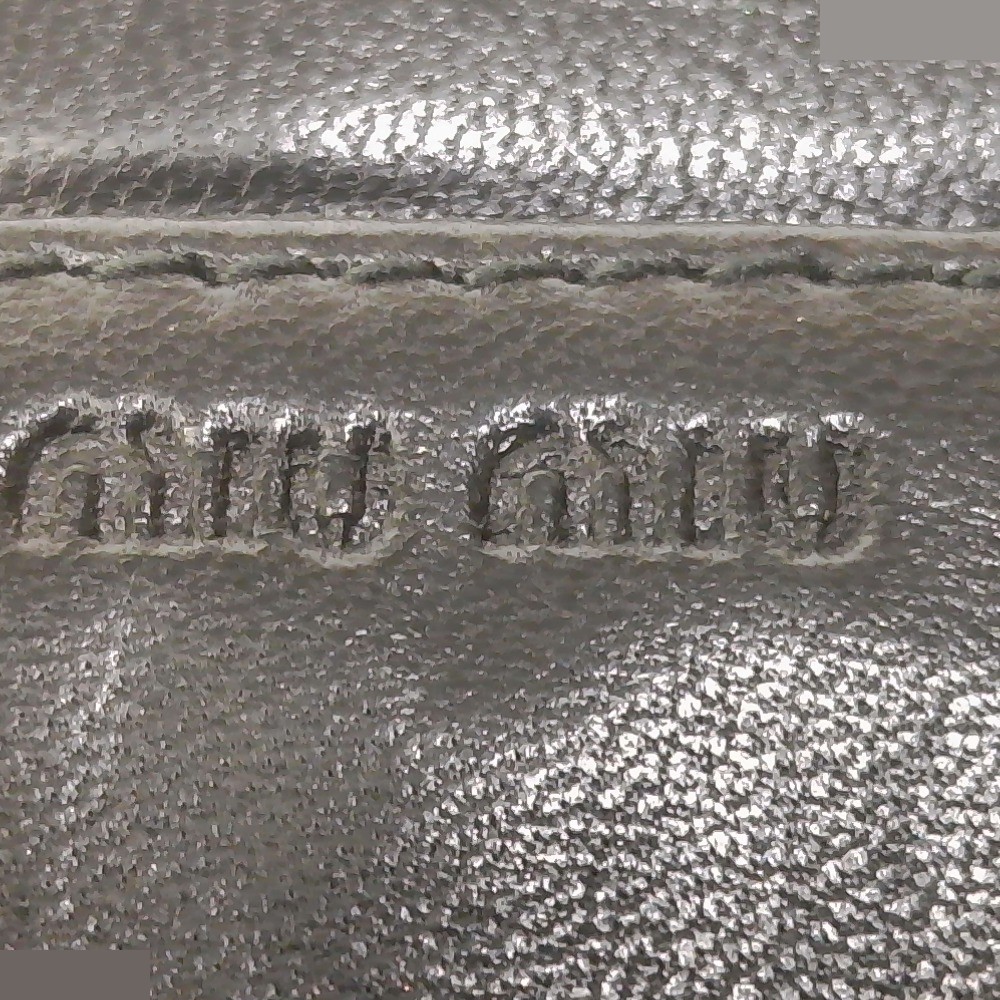 Matelassé (bags) and wallets — view 9