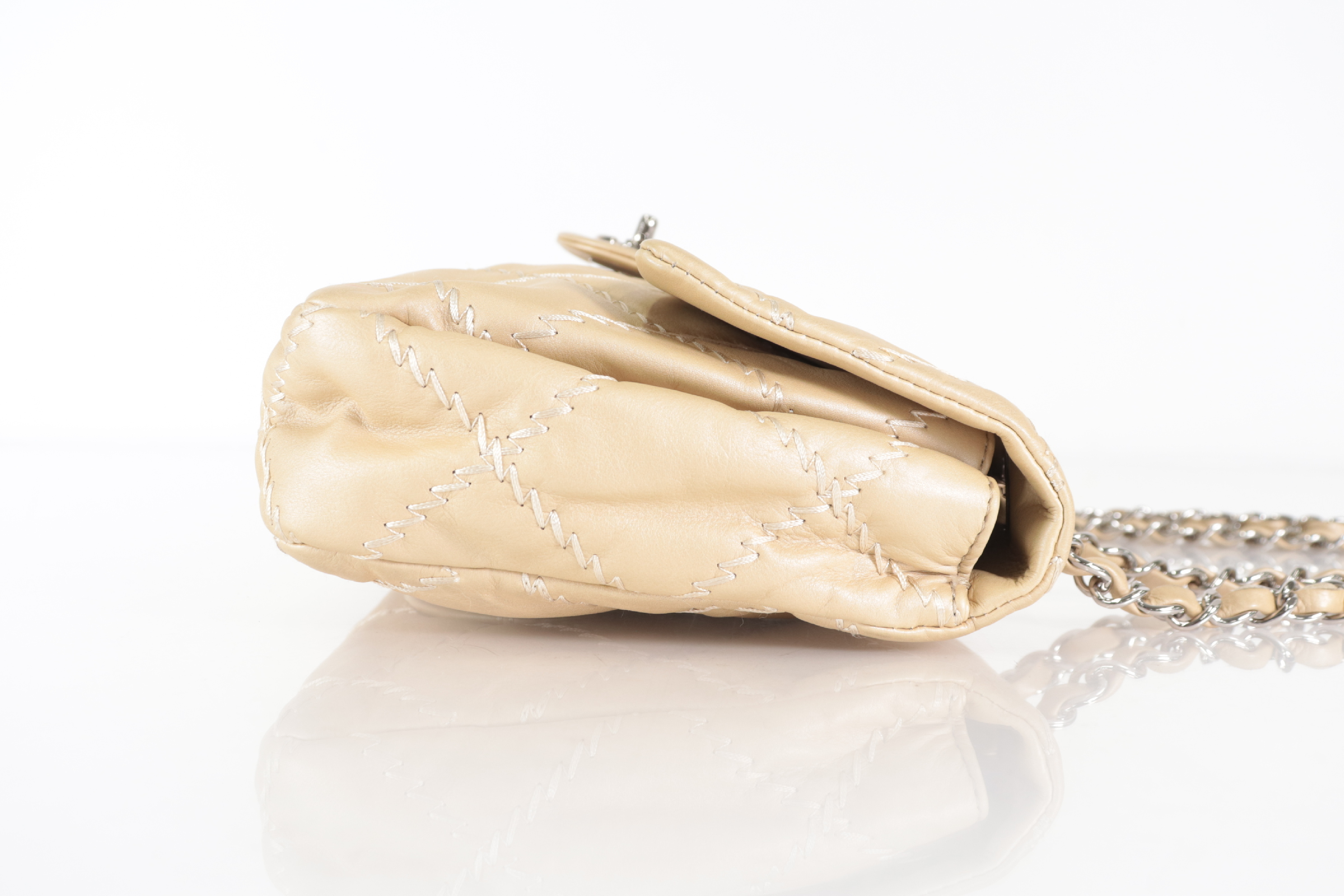 Ultra Stitch Lambskin Chain Shoulder Bag, Gold, Series 15 (Shoulder Bag) — view 5