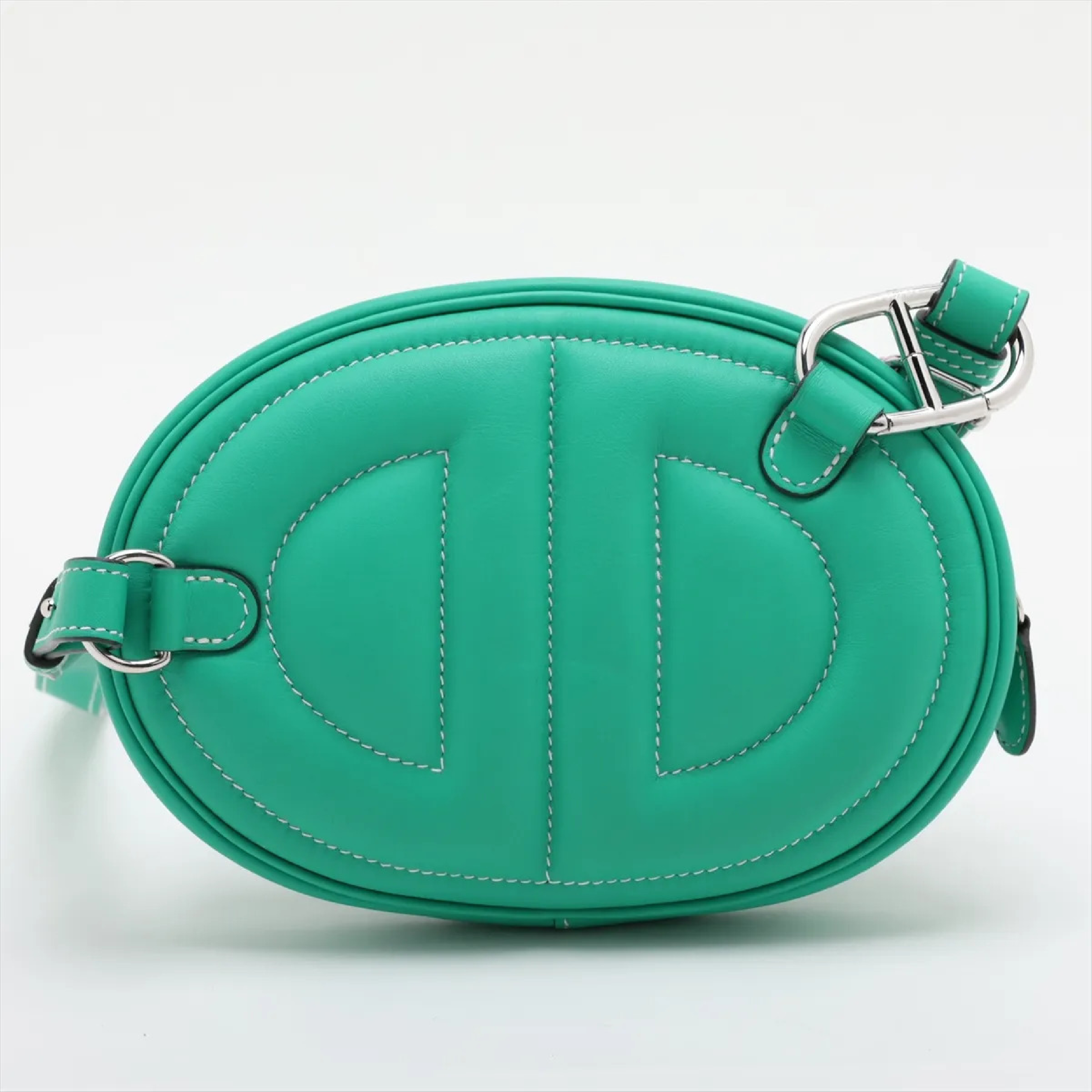 In the Loop Verso Veau Swift Z: 2021 model. Includes box and dust bag. Shoulder bag. — view 3