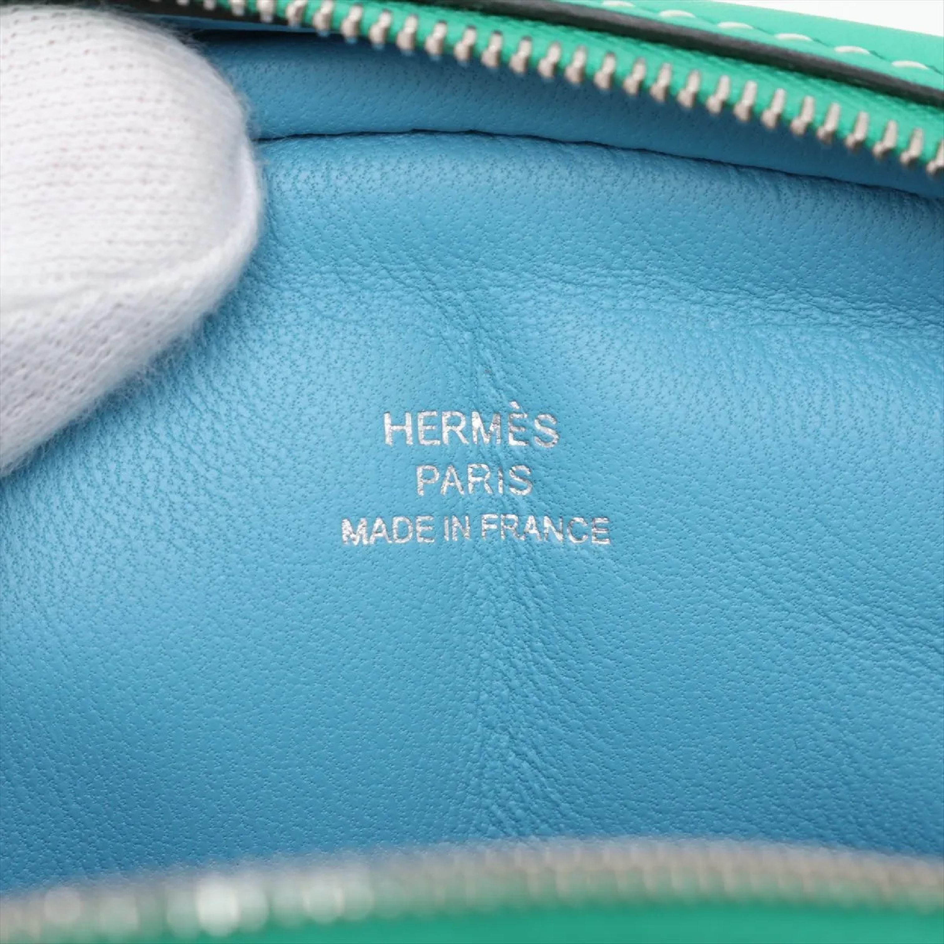 In the Loop Verso Veau Swift Z: 2021 model. Includes box and dust bag. Shoulder bag. — view 9