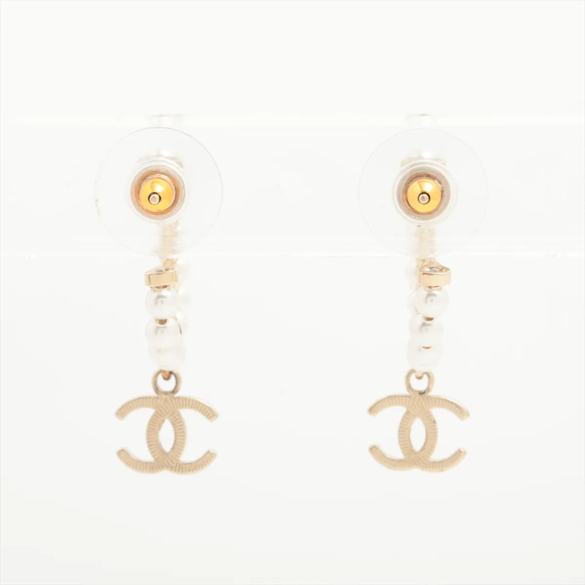 Coco Mark A20C Earrings (Pair) GP x Faux Pearl Gold. — view 3