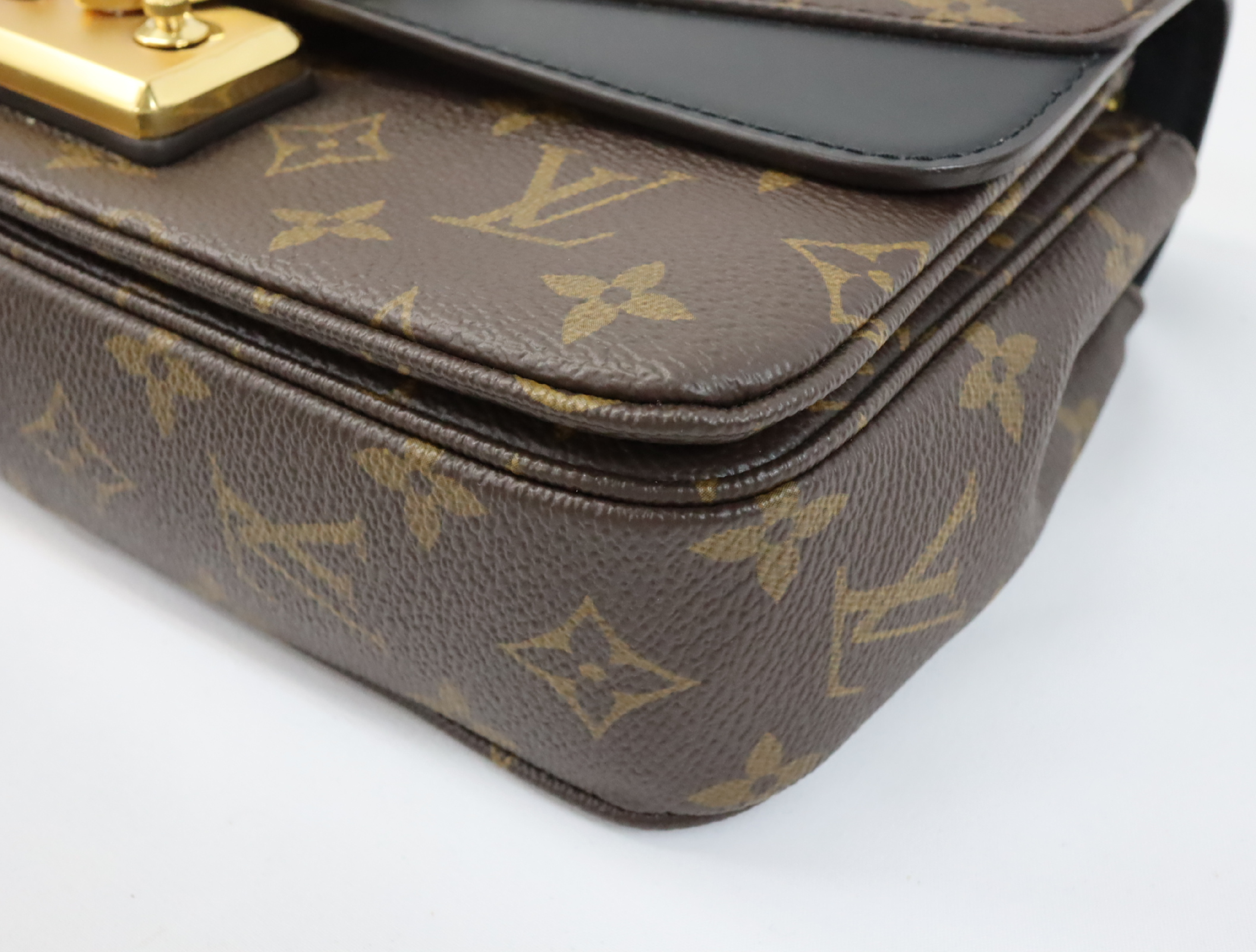 Monogram Sac Marceau Shoulder Bag M46126 RFID detected Shoulder bag — view 6