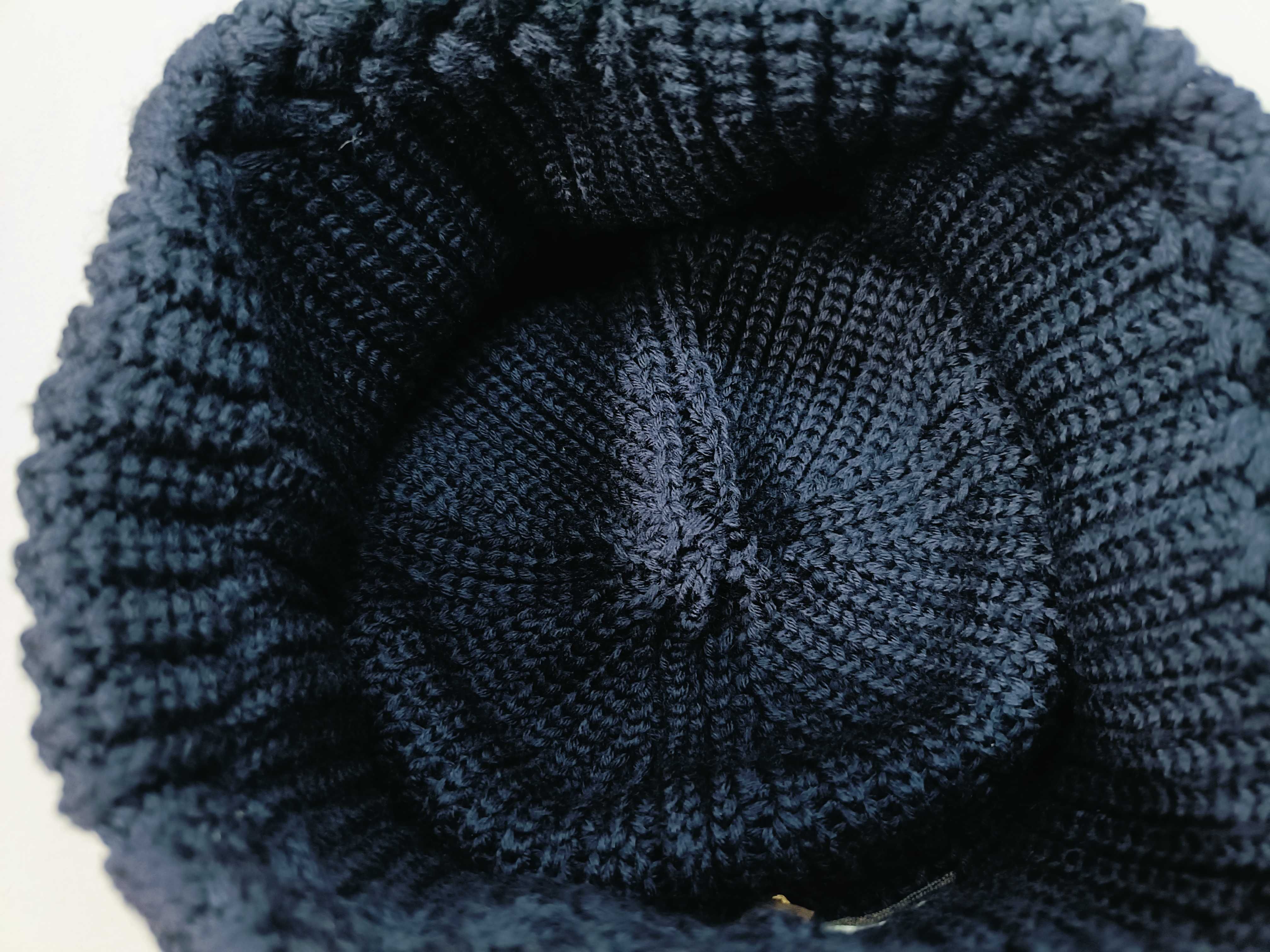 knit hat, beanie, and other accessories — view 9