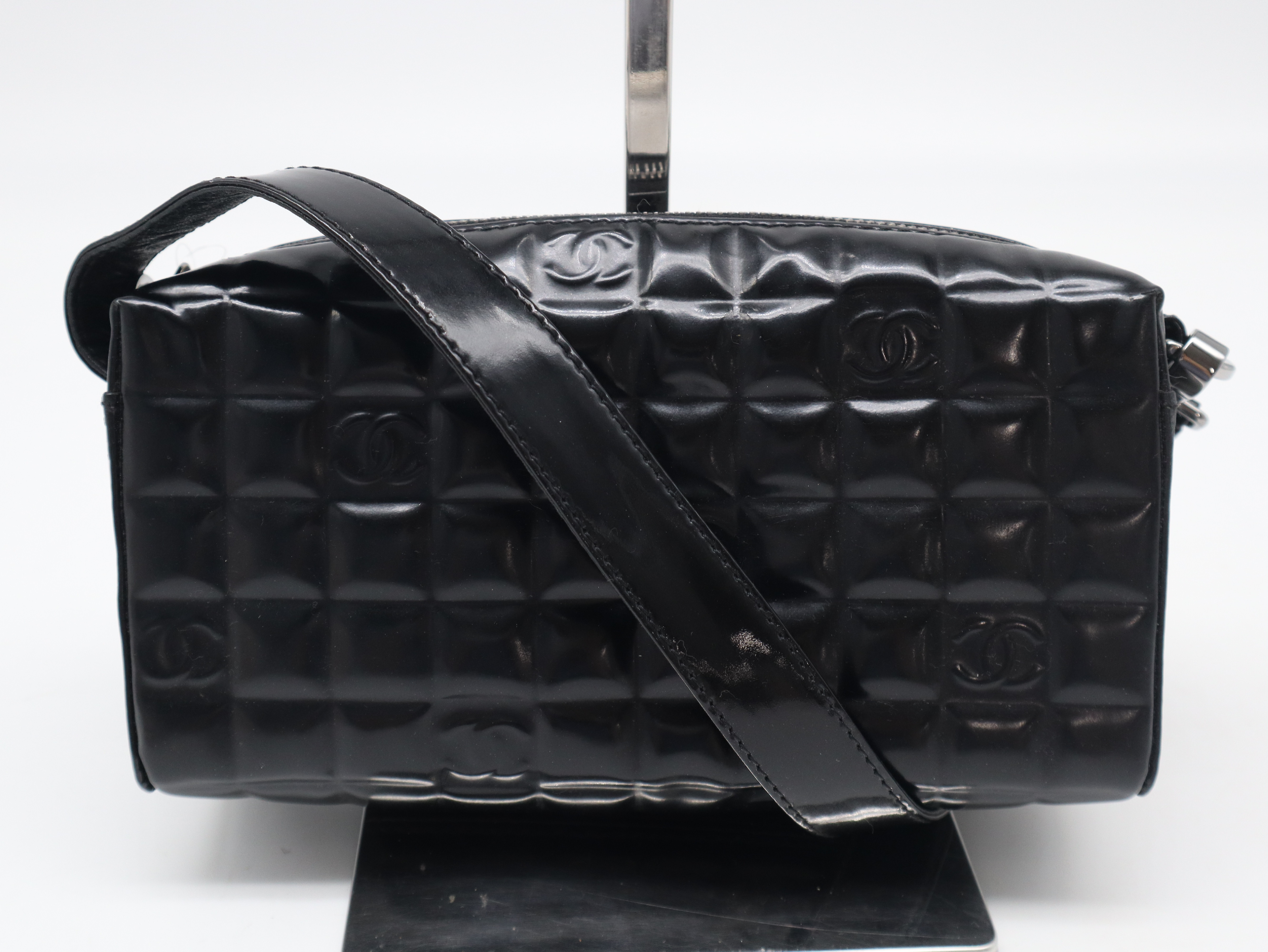 Patent Leather Chocolate Bar Shoulder Bag, Black, Seal 8388821 Shoulder Bag