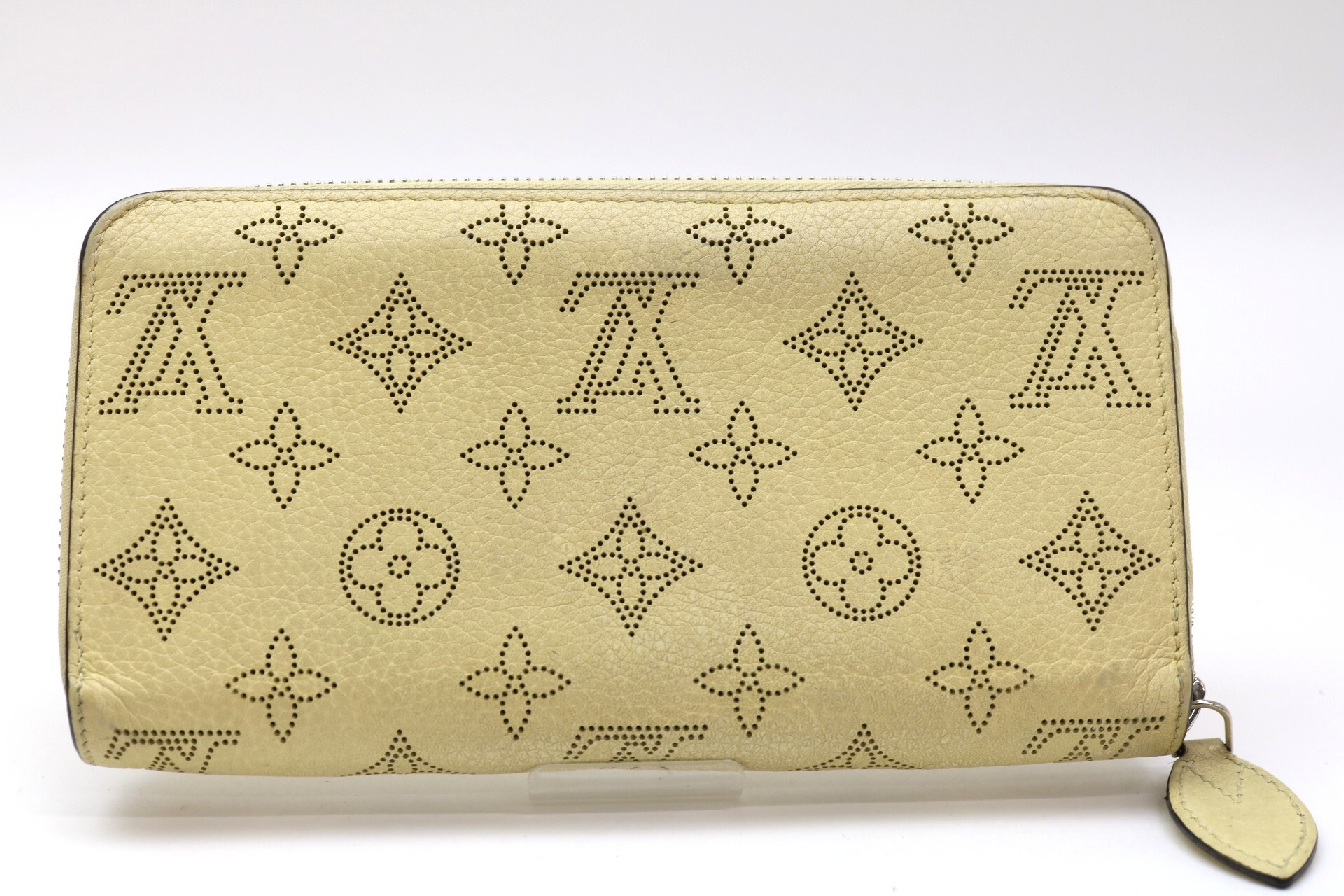 Monogram Mahina Zippy Wallet — view 2