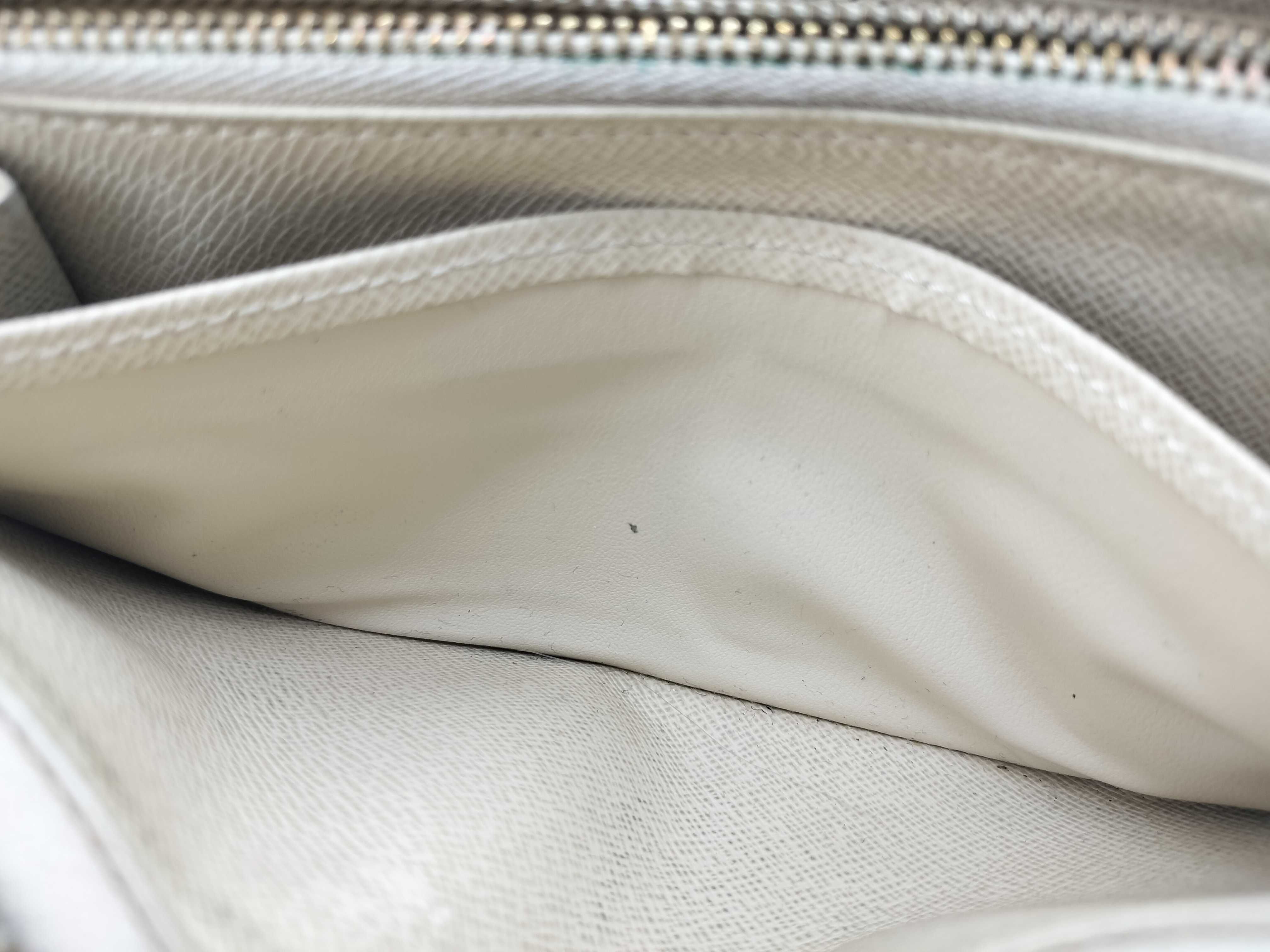 Damier Azur Zippy Wallet — view 15