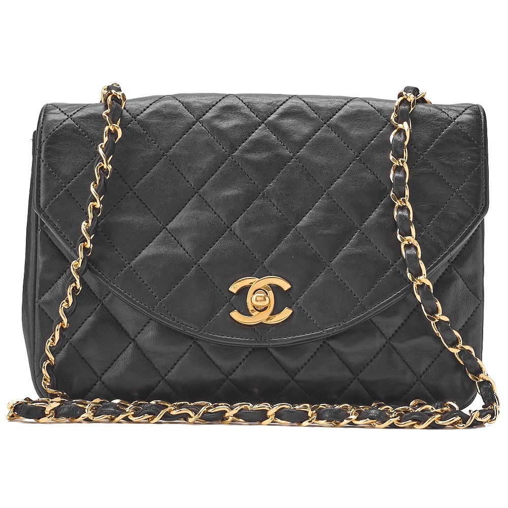 Lambskin Matelassé Round Flap Chain Shoulder Bag, Black