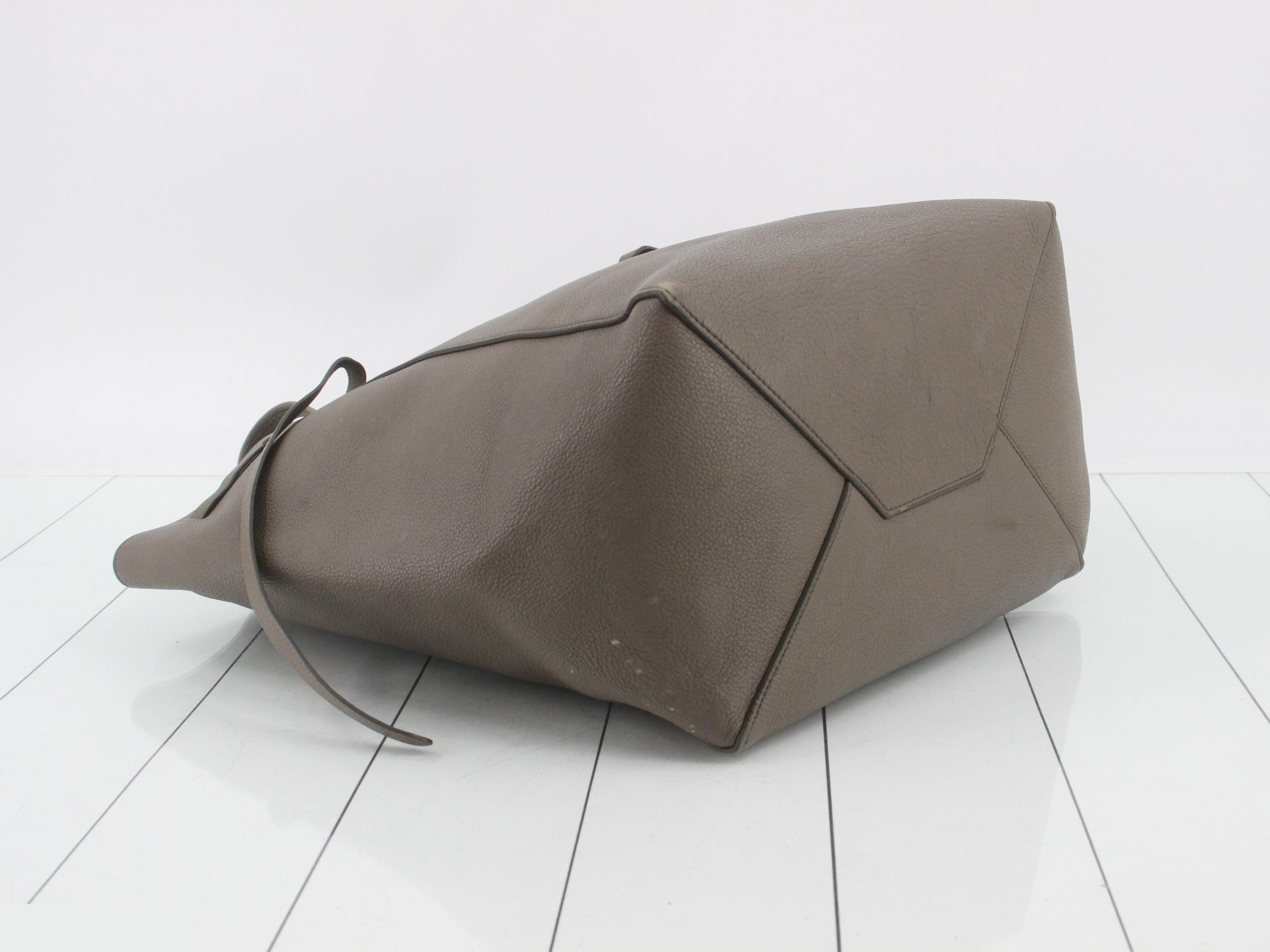Cabas Phantom Medium Leather Tote Bag, Greige — view 5