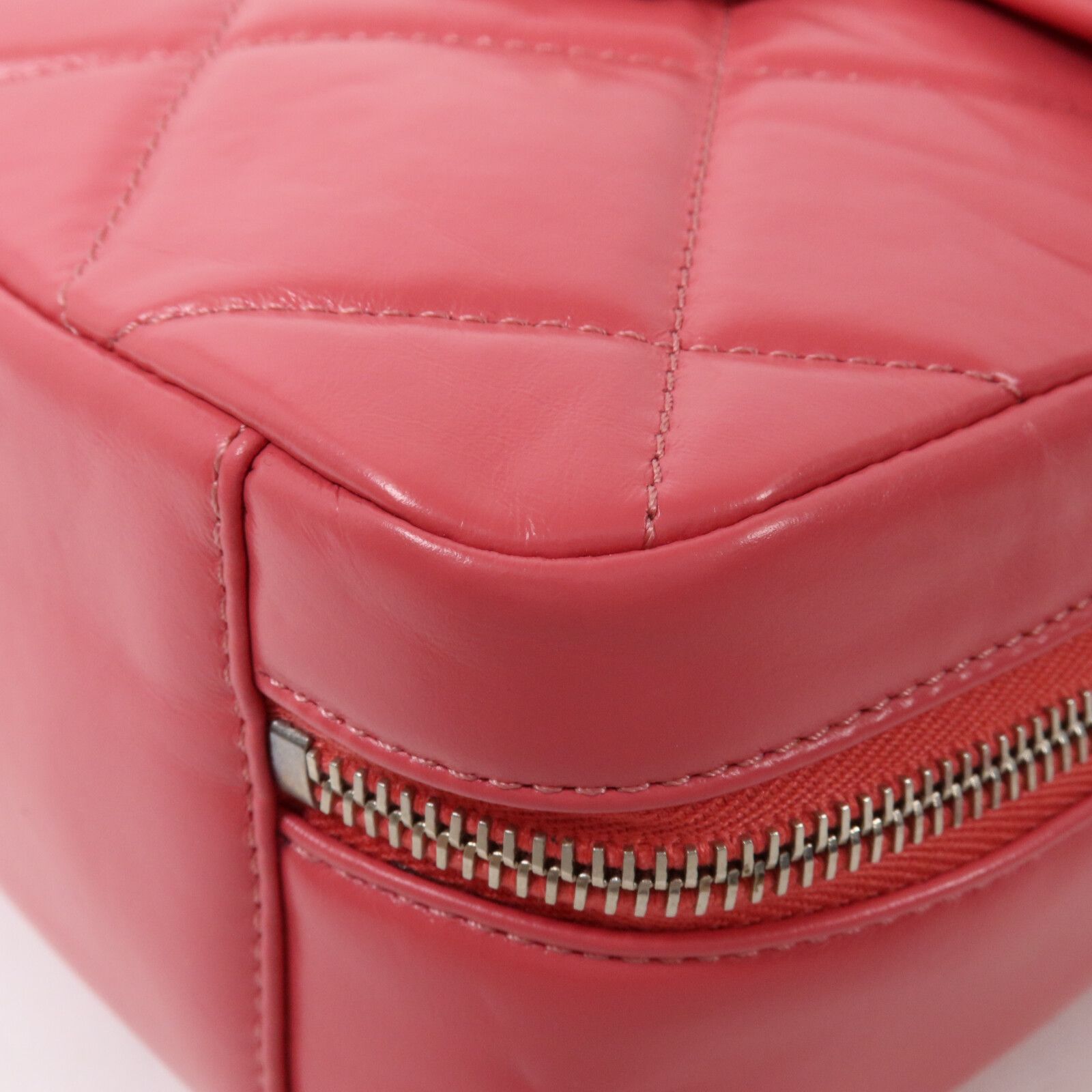 Pink aged Calfskin Top Handle w/ Chain Strap Camera Case — view 14