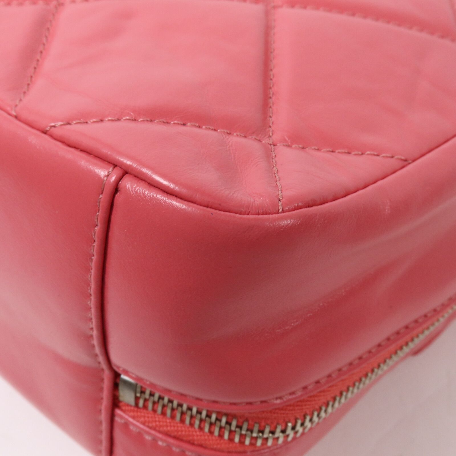 Pink aged Calfskin Top Handle w/ Chain Strap Camera Case — view 16