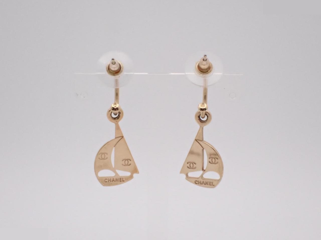 Coco Yacht Swing Gold Earrings — view 2
