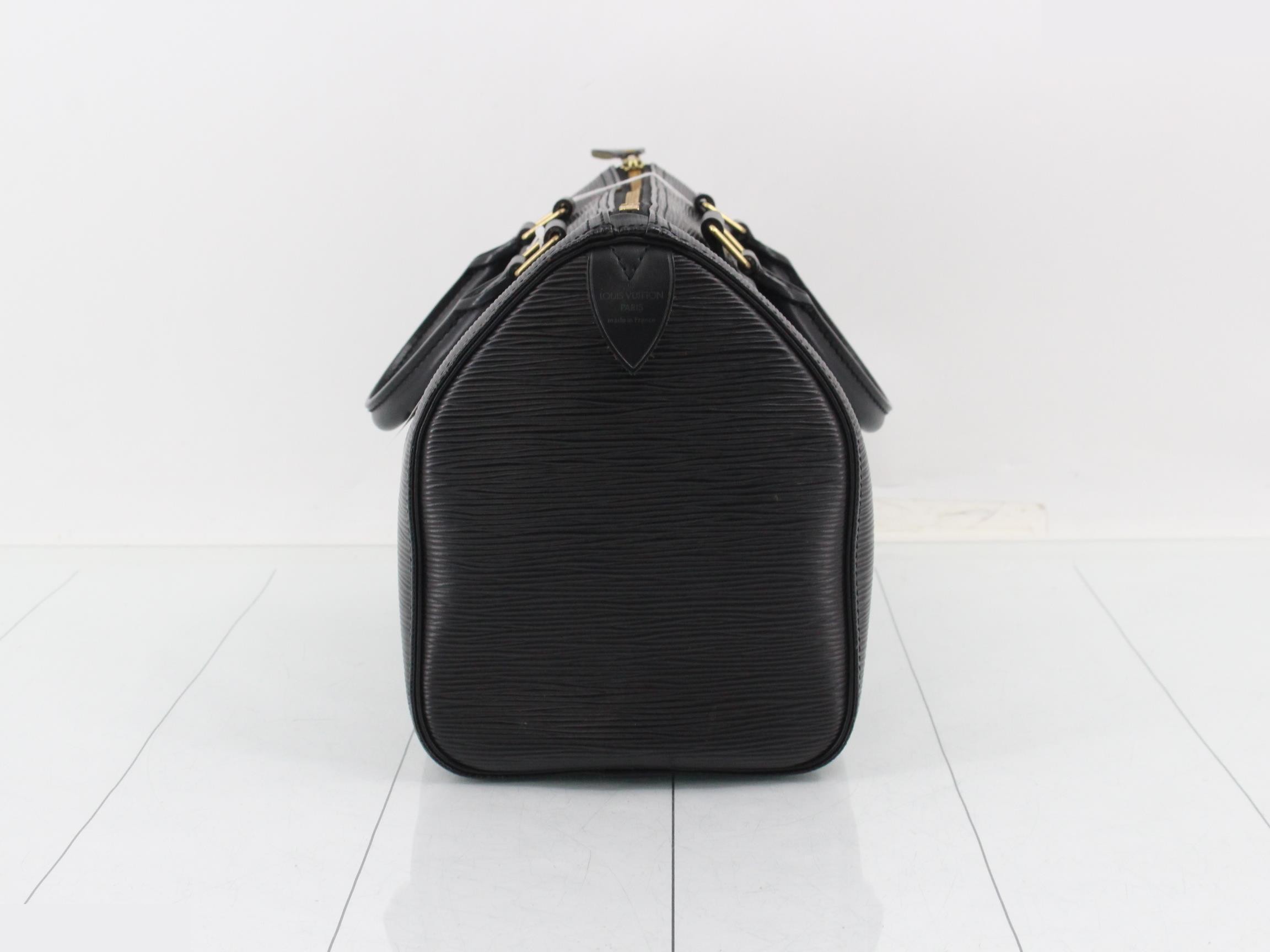 Epi Speedy 25 Noir Handbag — view 4