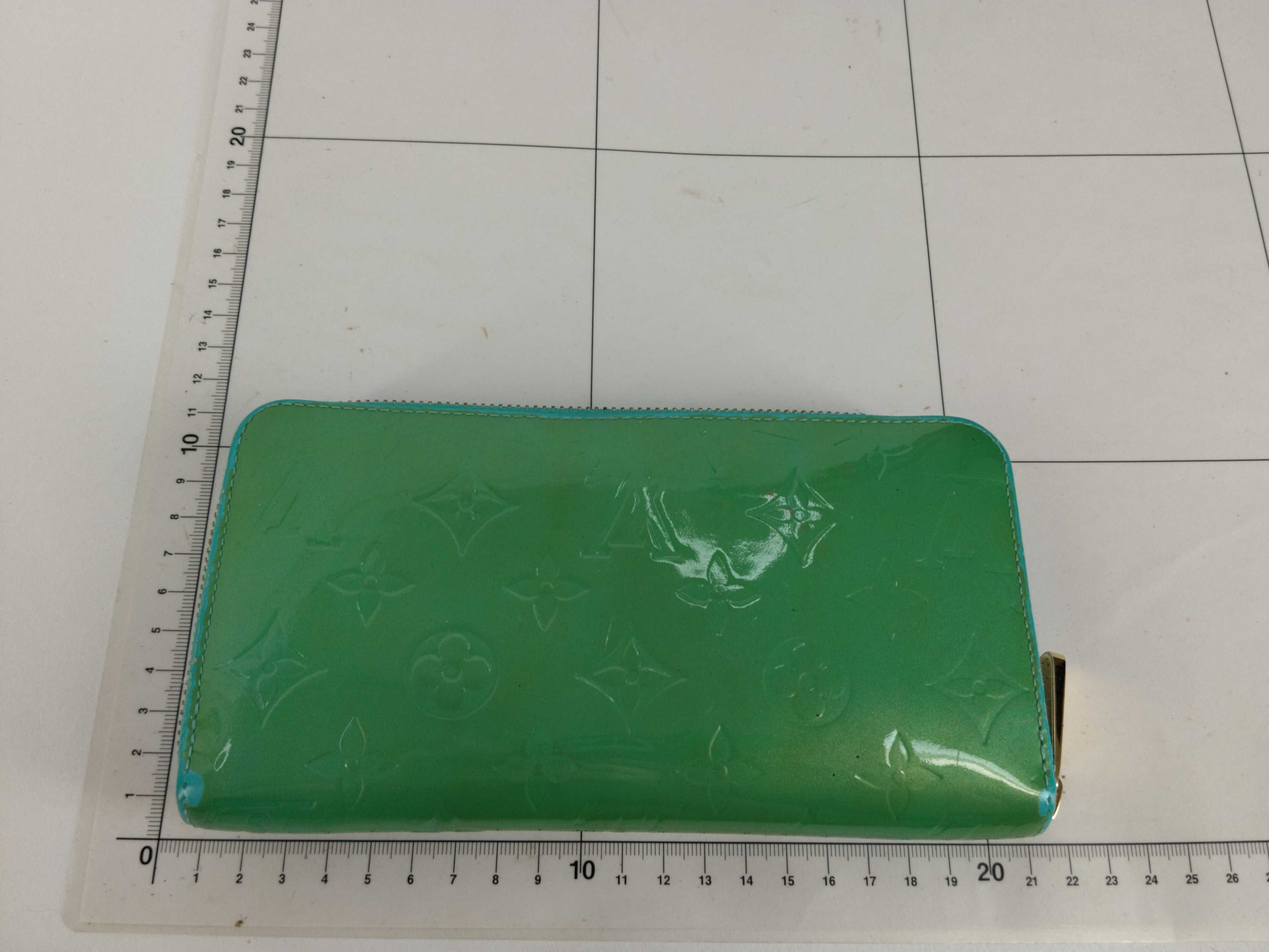 Vernis LV Zippy Wallet Light Blue — view 2