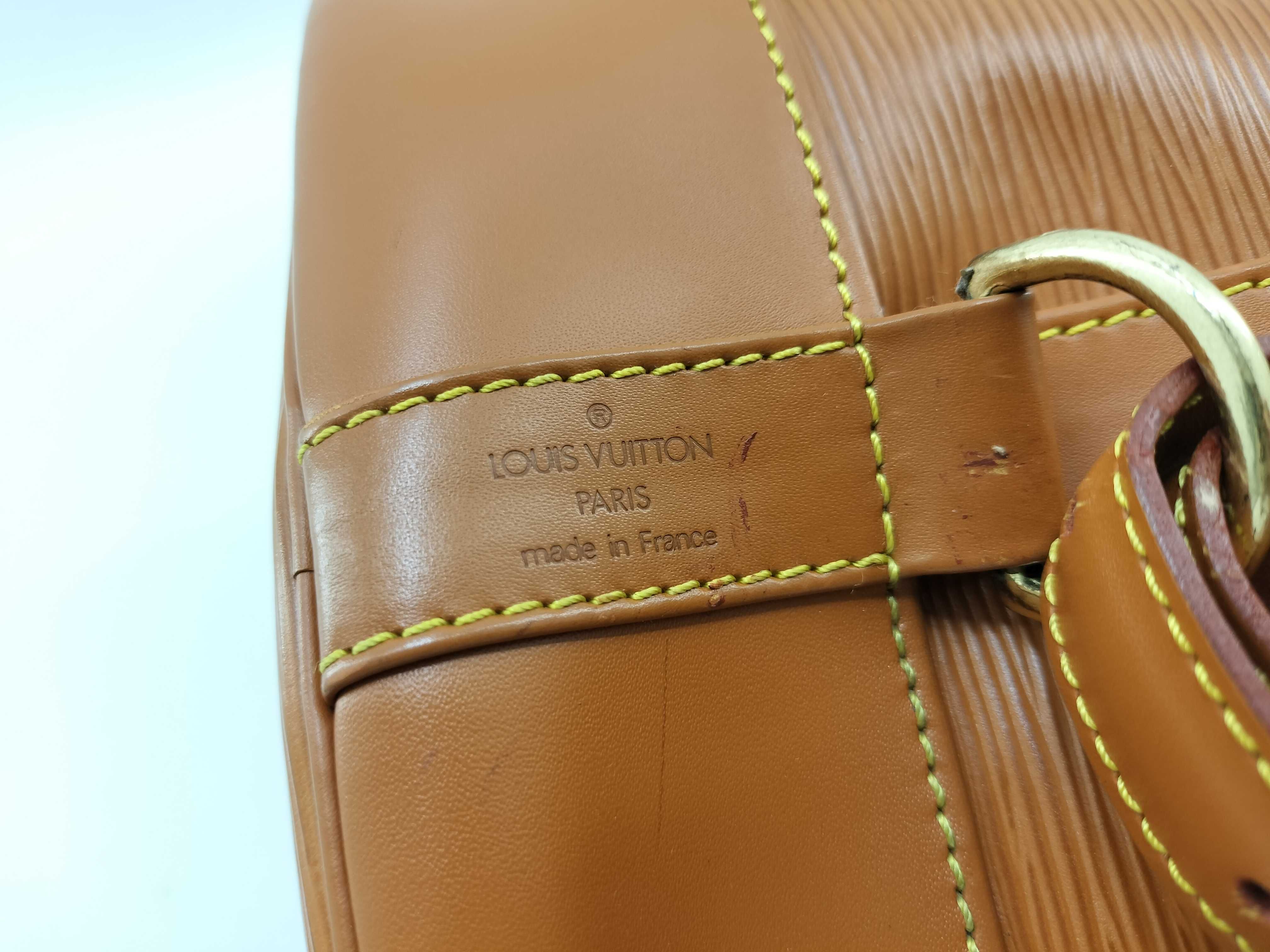 Epi Randonee Brown Shoulder Bag — view 9