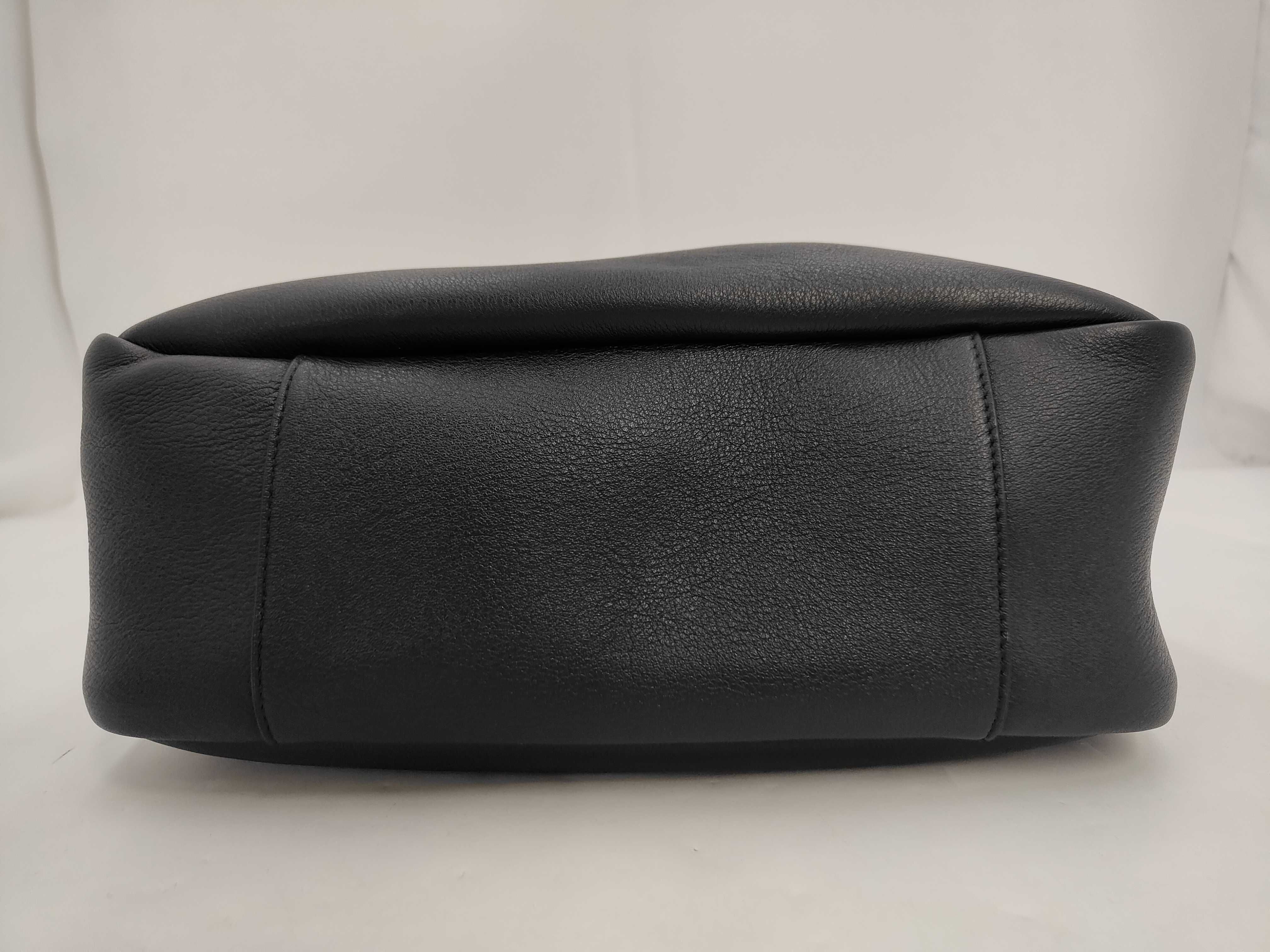 Hobo Calf Leather Shoulder Bag Large Bag — view 3