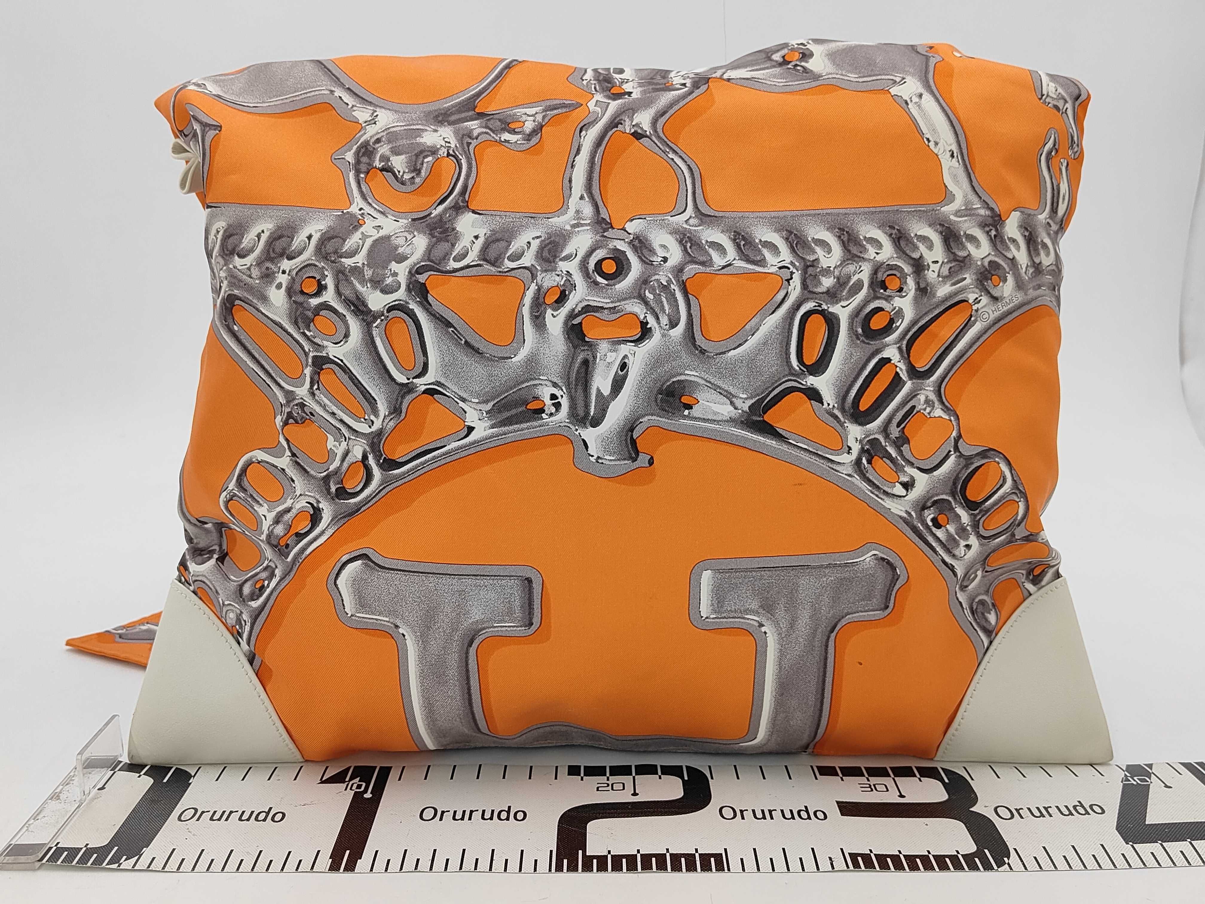 Silky City Shoulder Bag — view 2