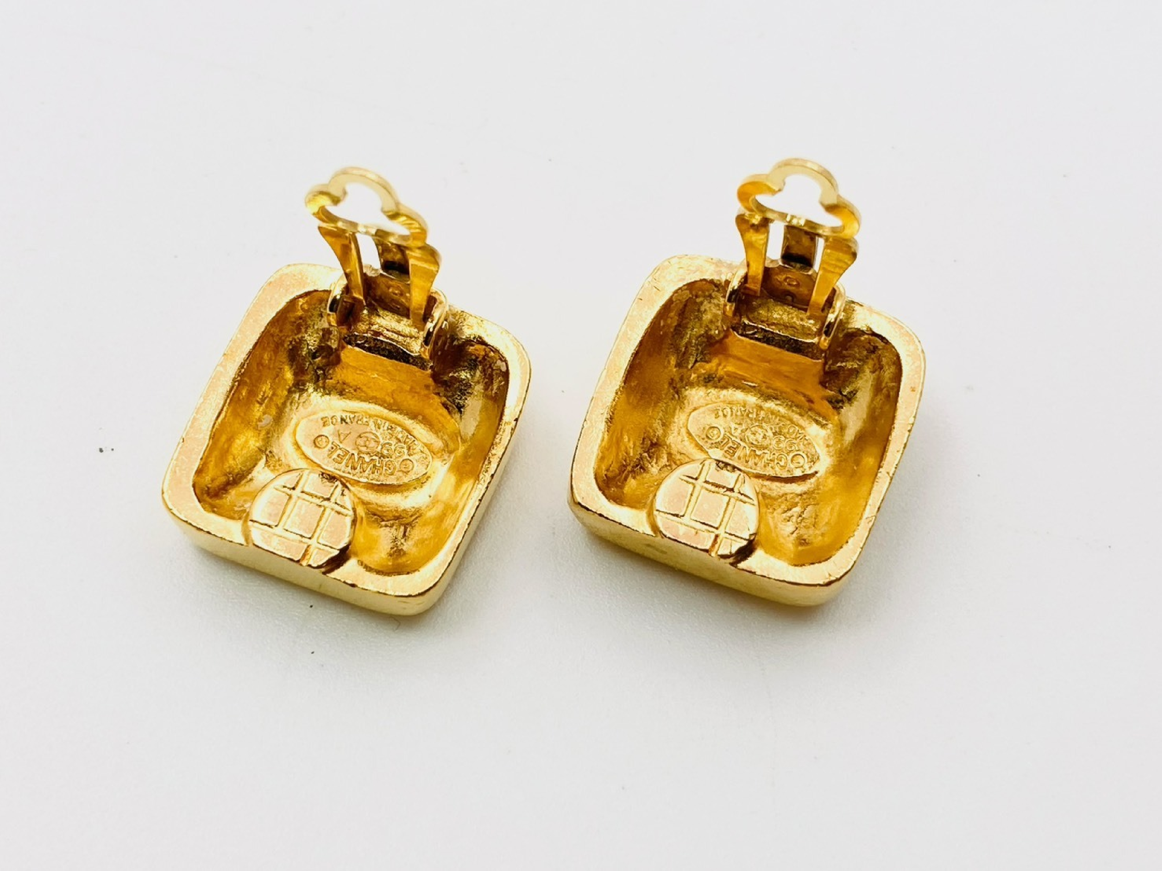 Coco Mark Logo Square Earrings 99A Gold Earrings — view 3