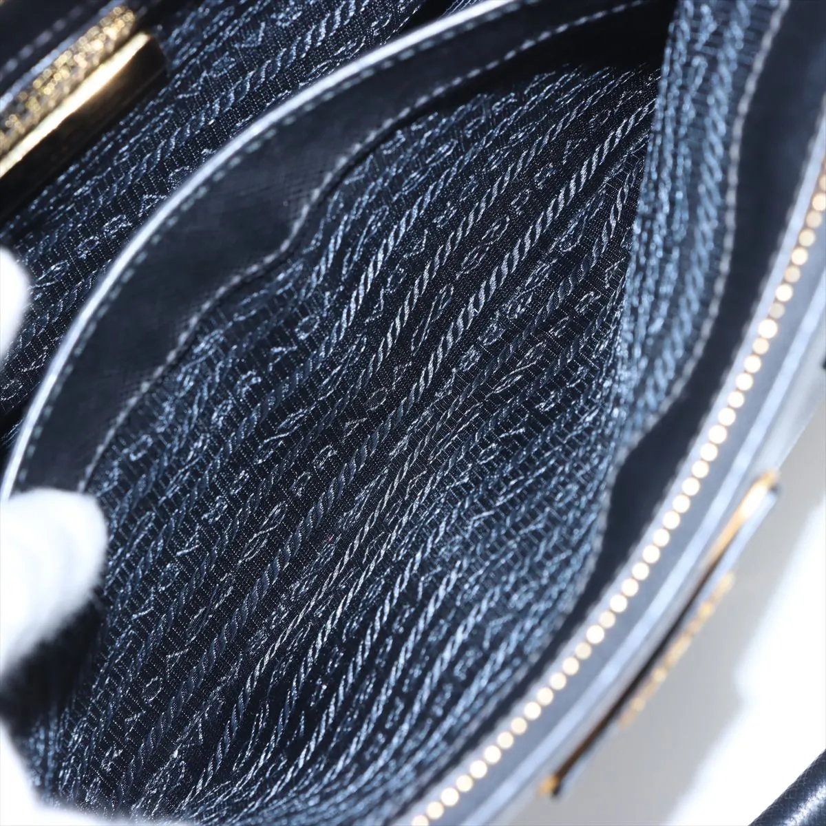 Saffiano Galleria Leather Handbag Black — view 8