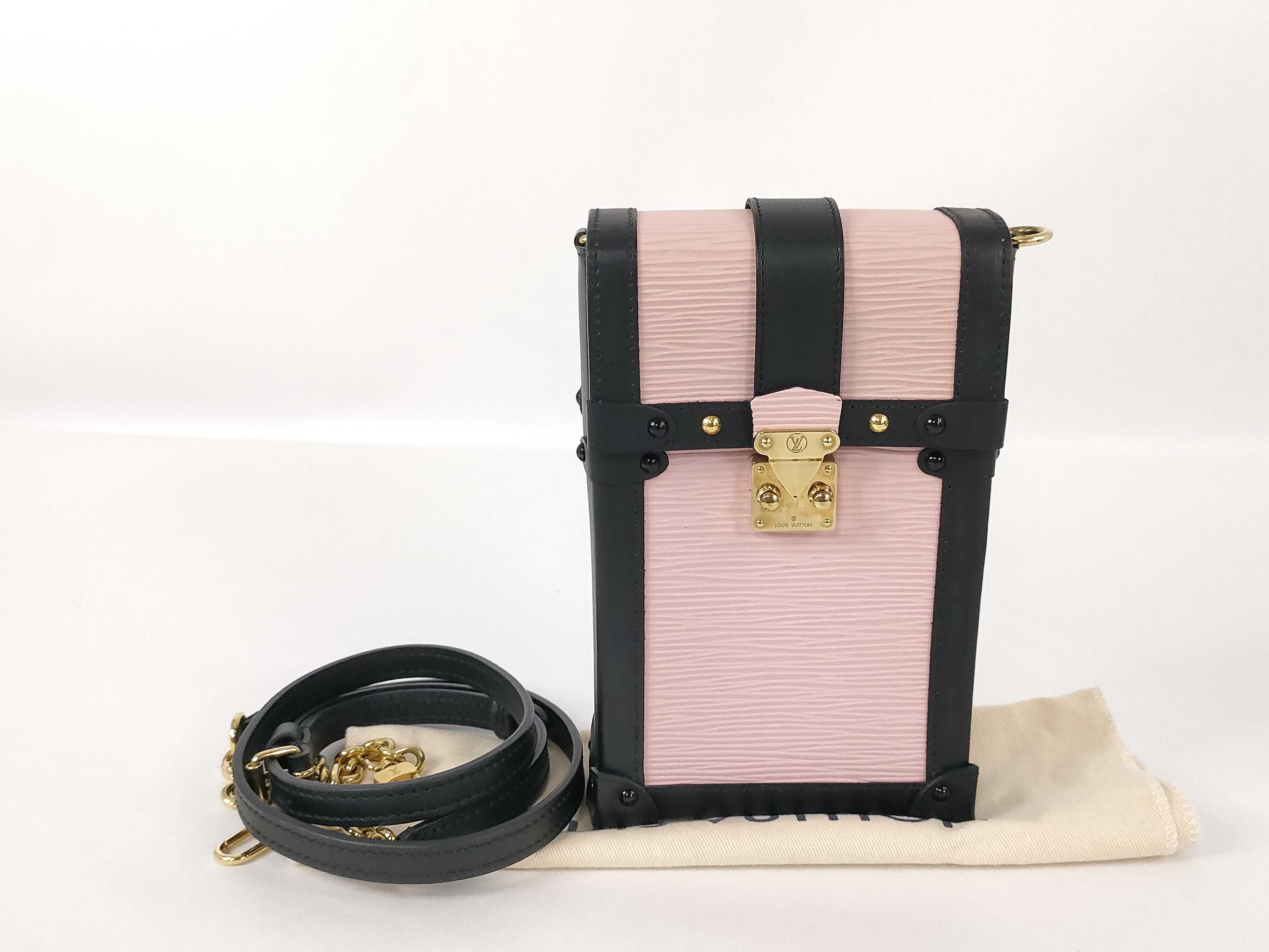 Epi Leather Pochette Trunk Vertical M67872 Epi Leather Shoulder Bag
