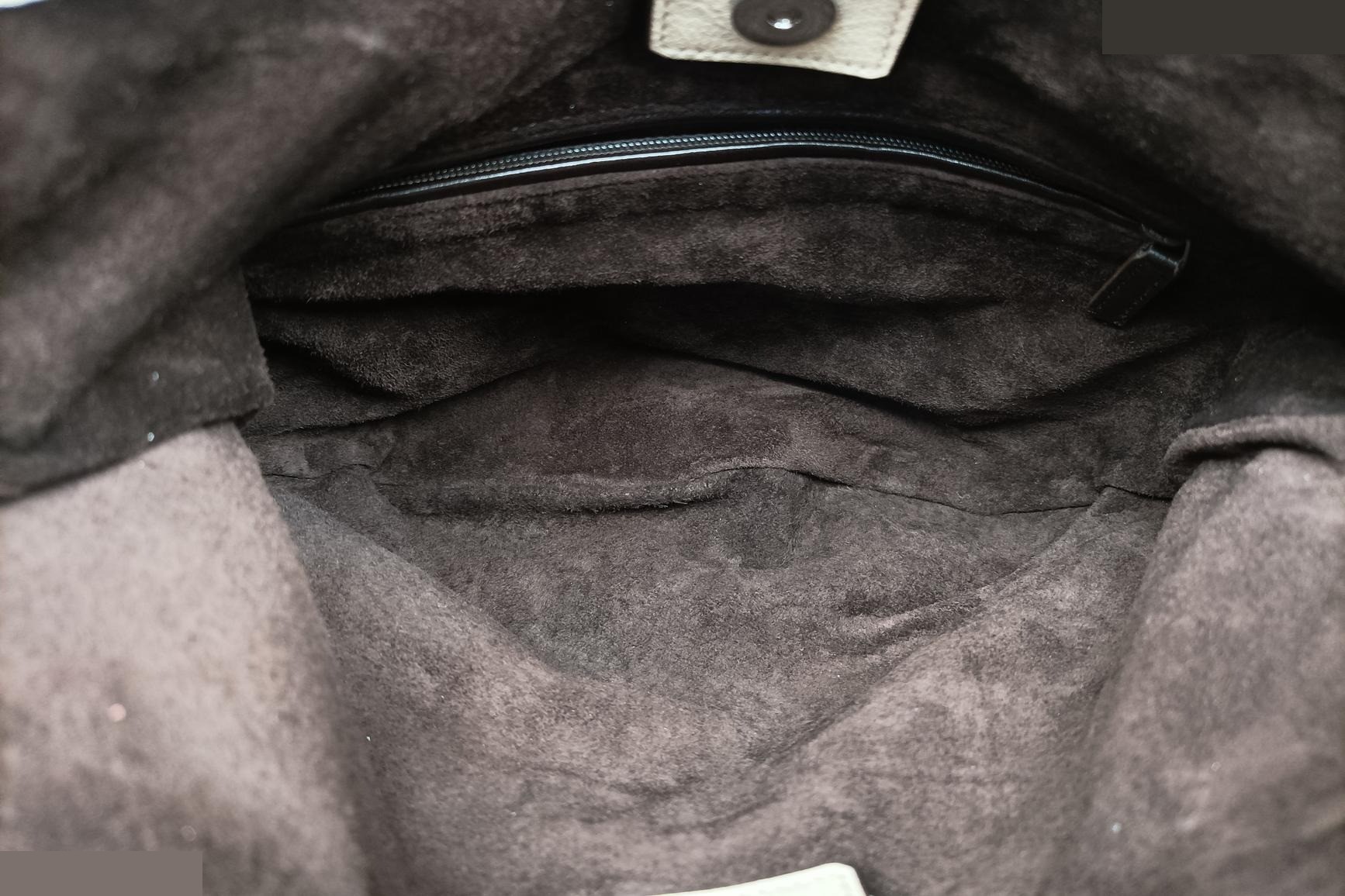 Mombasa Suede Beige — view 6