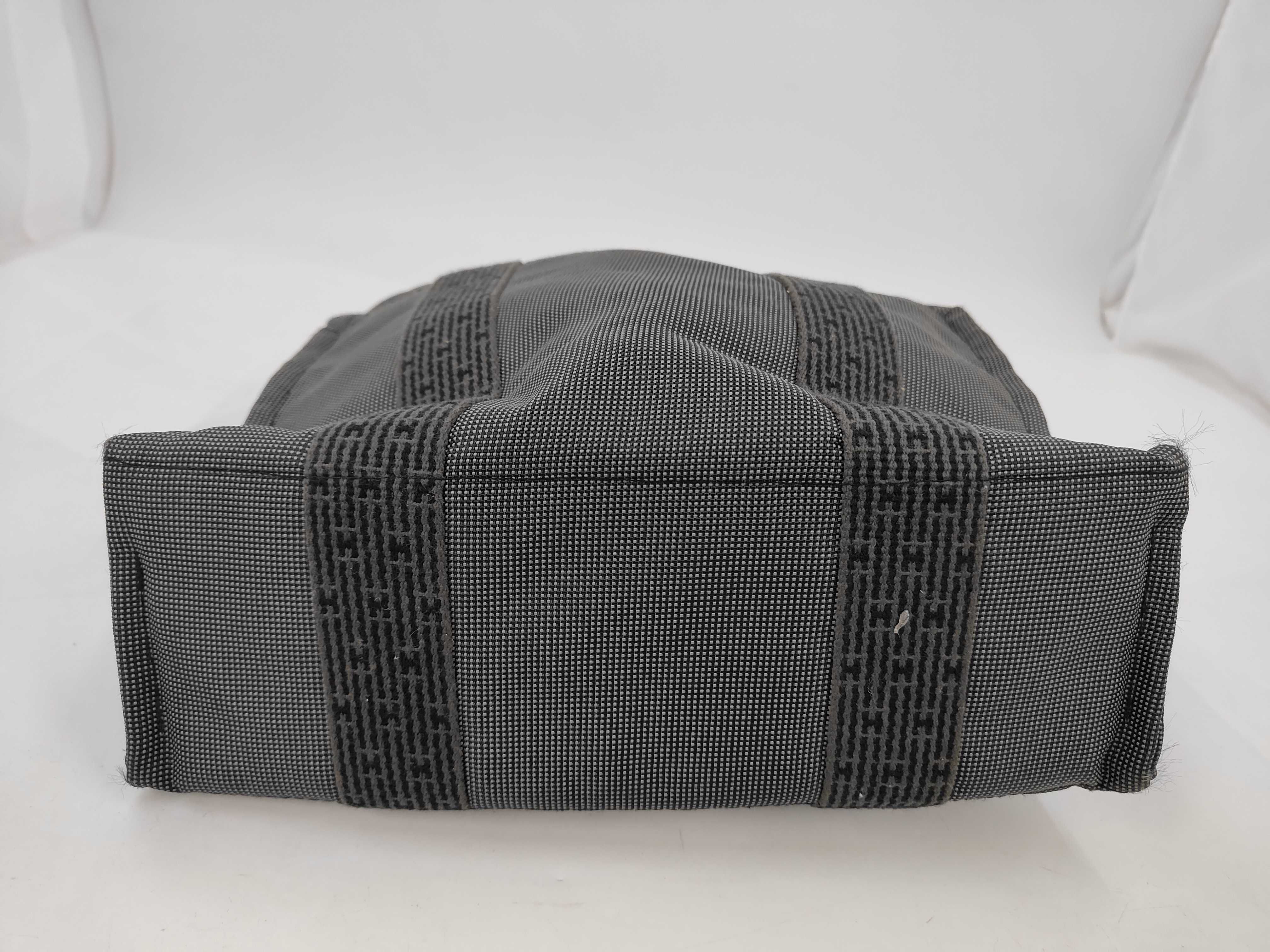 handbag — view 7