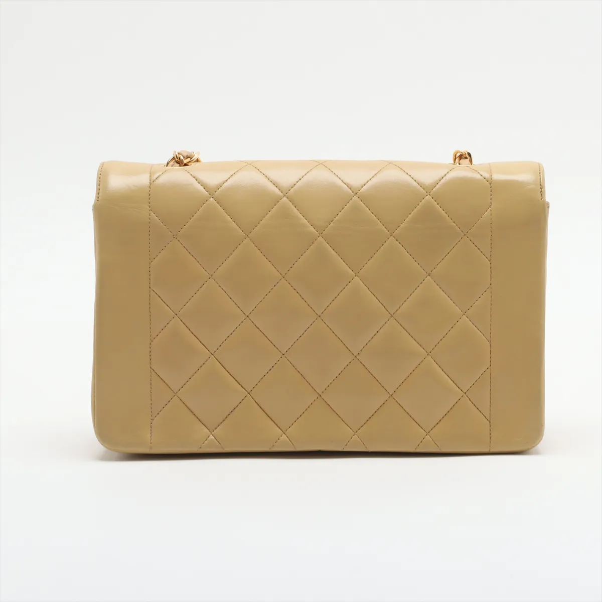 Matelasse Lambskin Single Flap Single Chain Bag Diana Flap Beige Gold Hardware 2833320 2nd Series — view 2