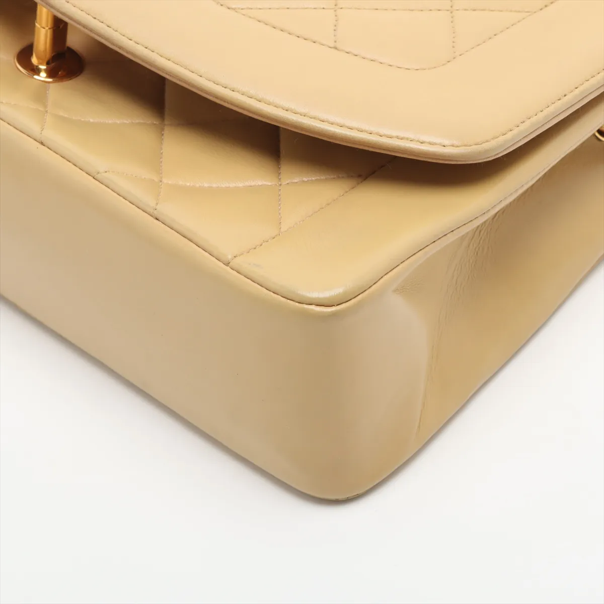Matelasse Lambskin Single Flap Single Chain Bag Diana Flap Beige Gold Hardware 2833320 2nd Series — view 10