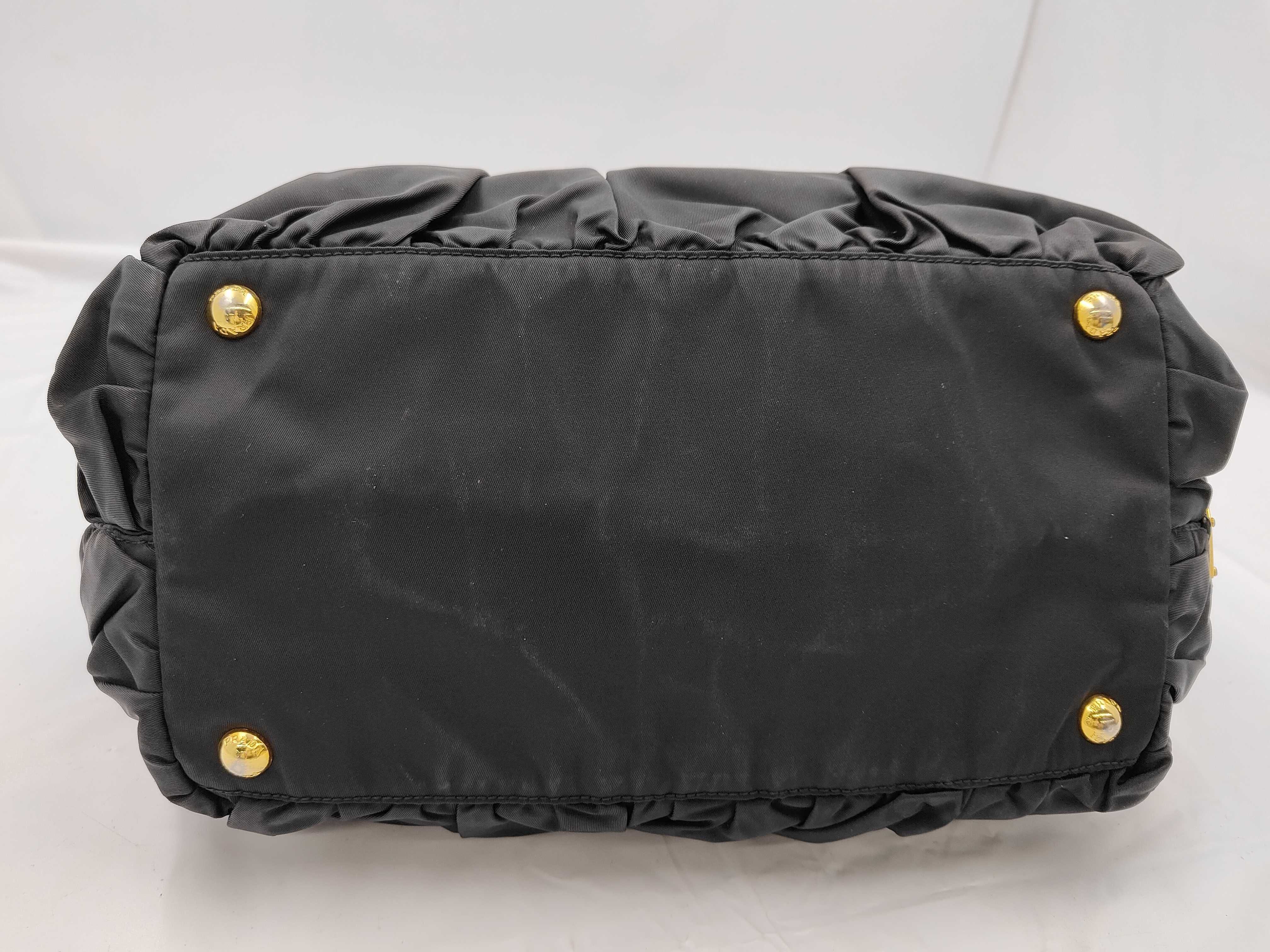 Black Pleated Tote Bag Handbag — view 7