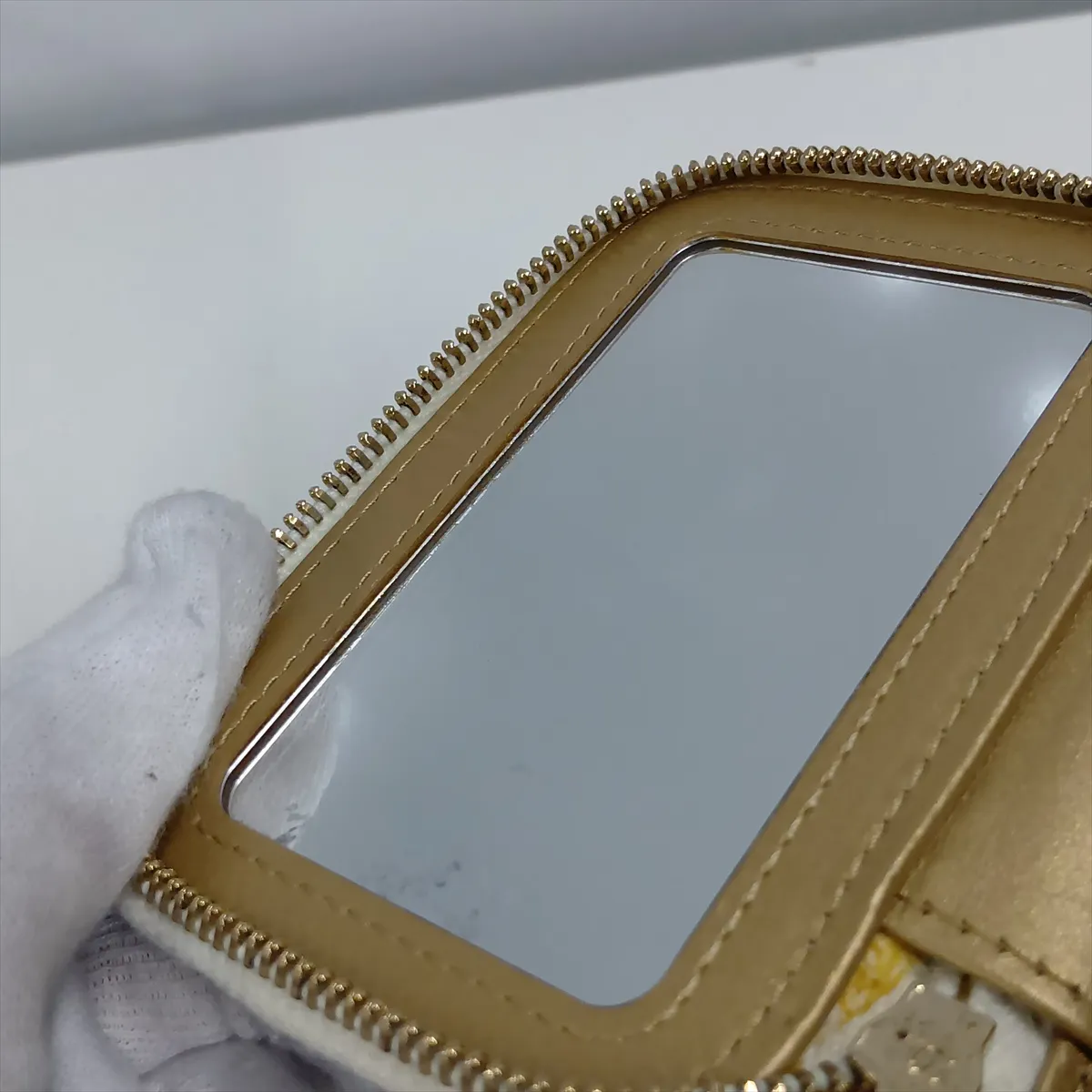 Matelassé Lambskin Vanity Bag, White with Gold Hardware, GU6NTX43, Random Serial Number — view 9