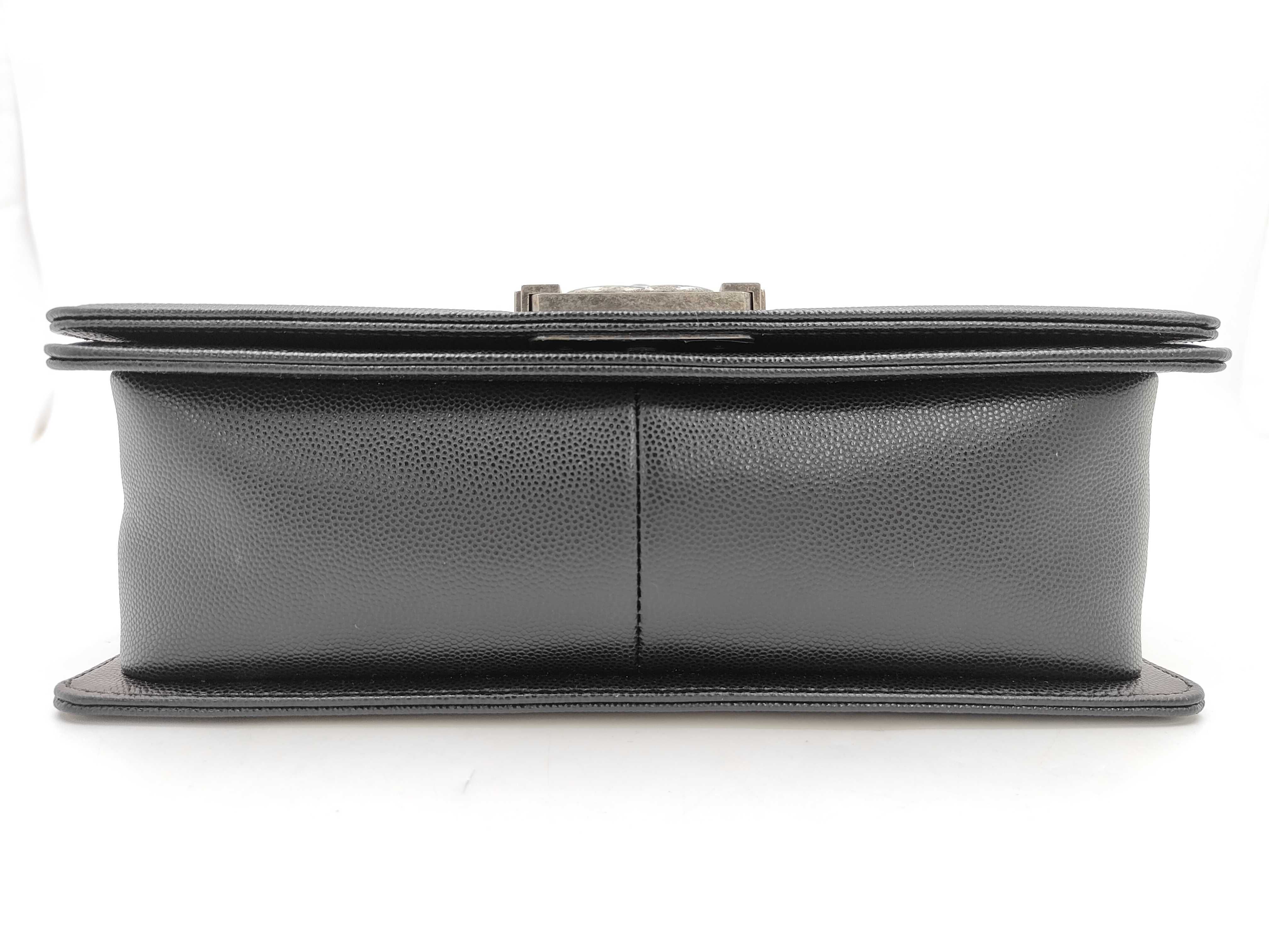 Boy Chanel 25 Black Caviar Leather Women's Shoulder Bag — view 8