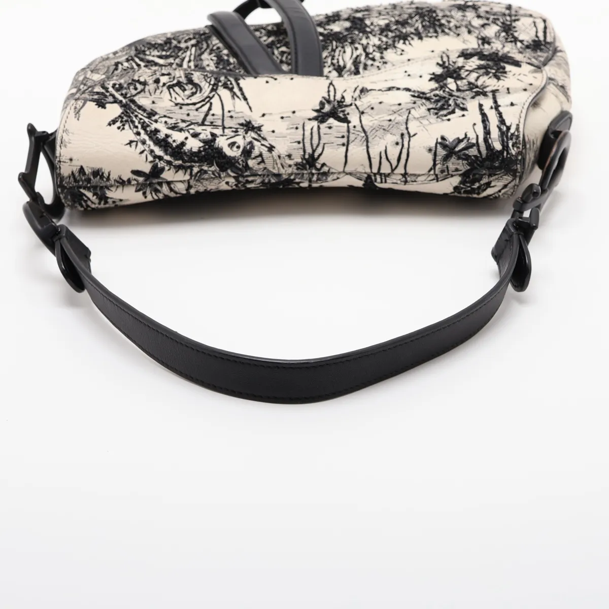 Saddle Bag Leather x Beads 2-Way Shoulder Bag Beige x Black — view 5