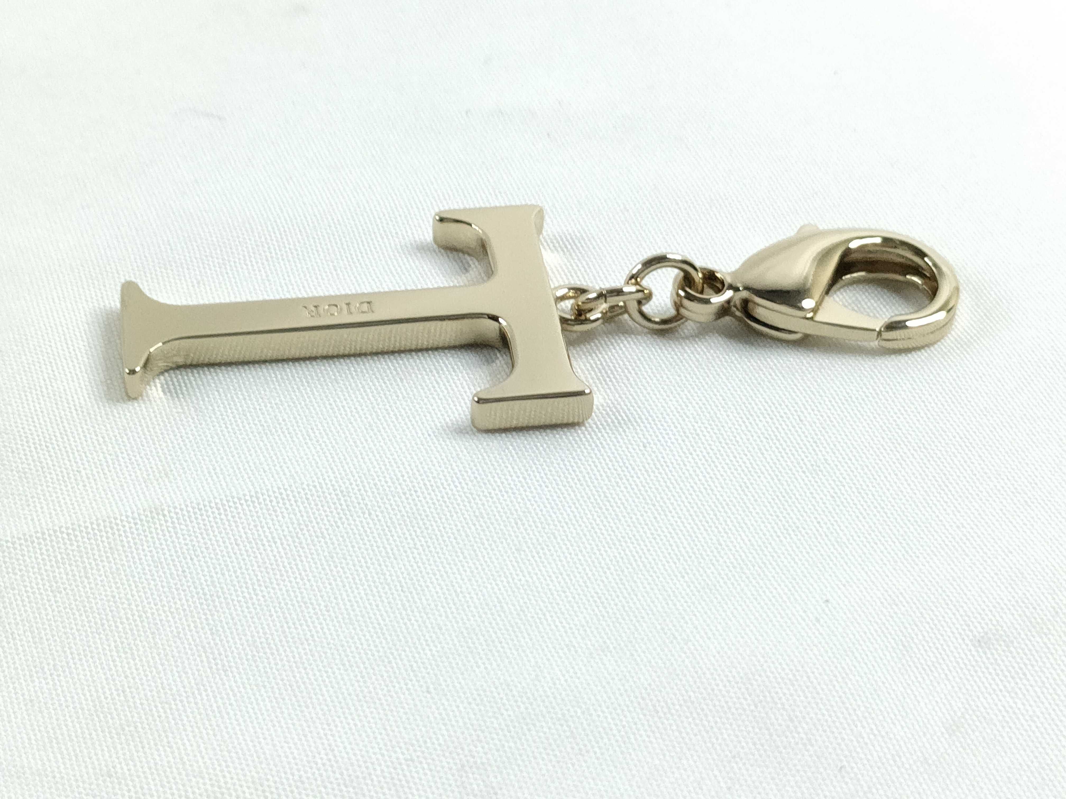 Roman Letter Charm "T" with Tag and Dust Bag — view 5