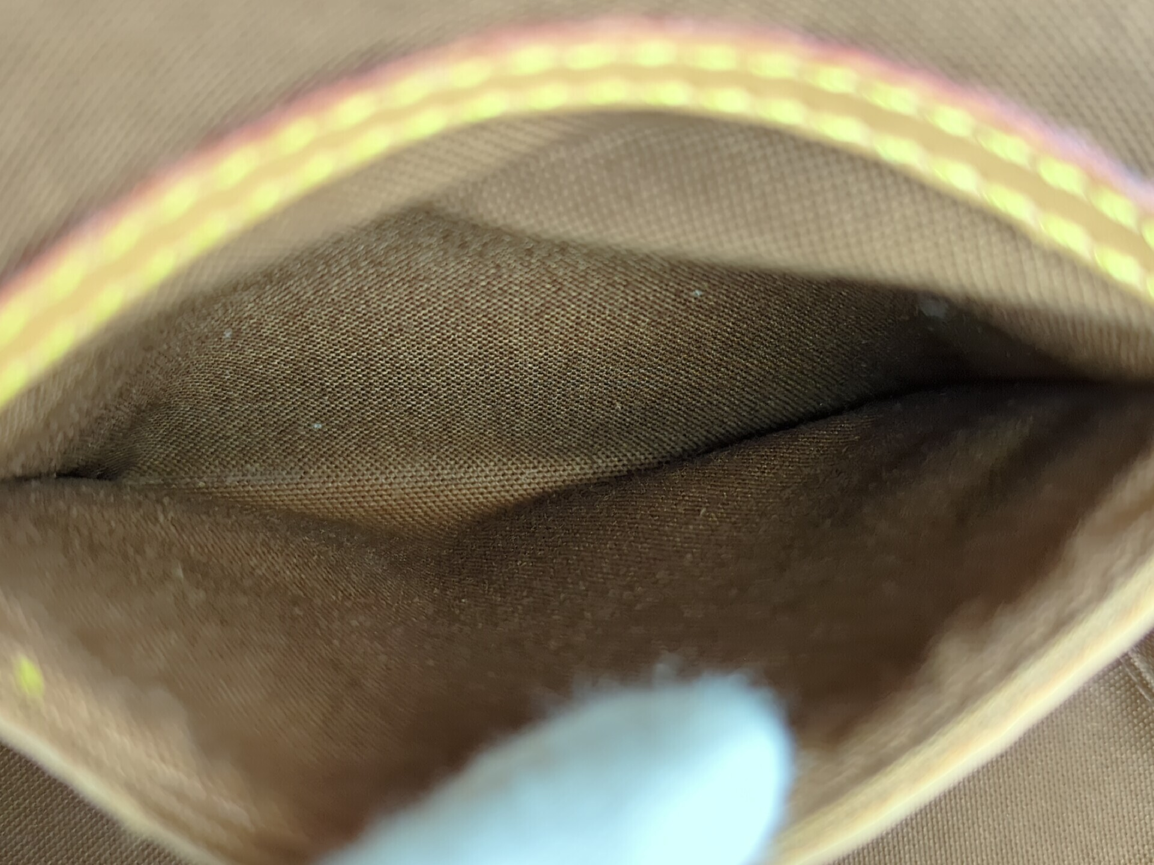 M51127 Monogram Ellipse PM Handbag — view 11