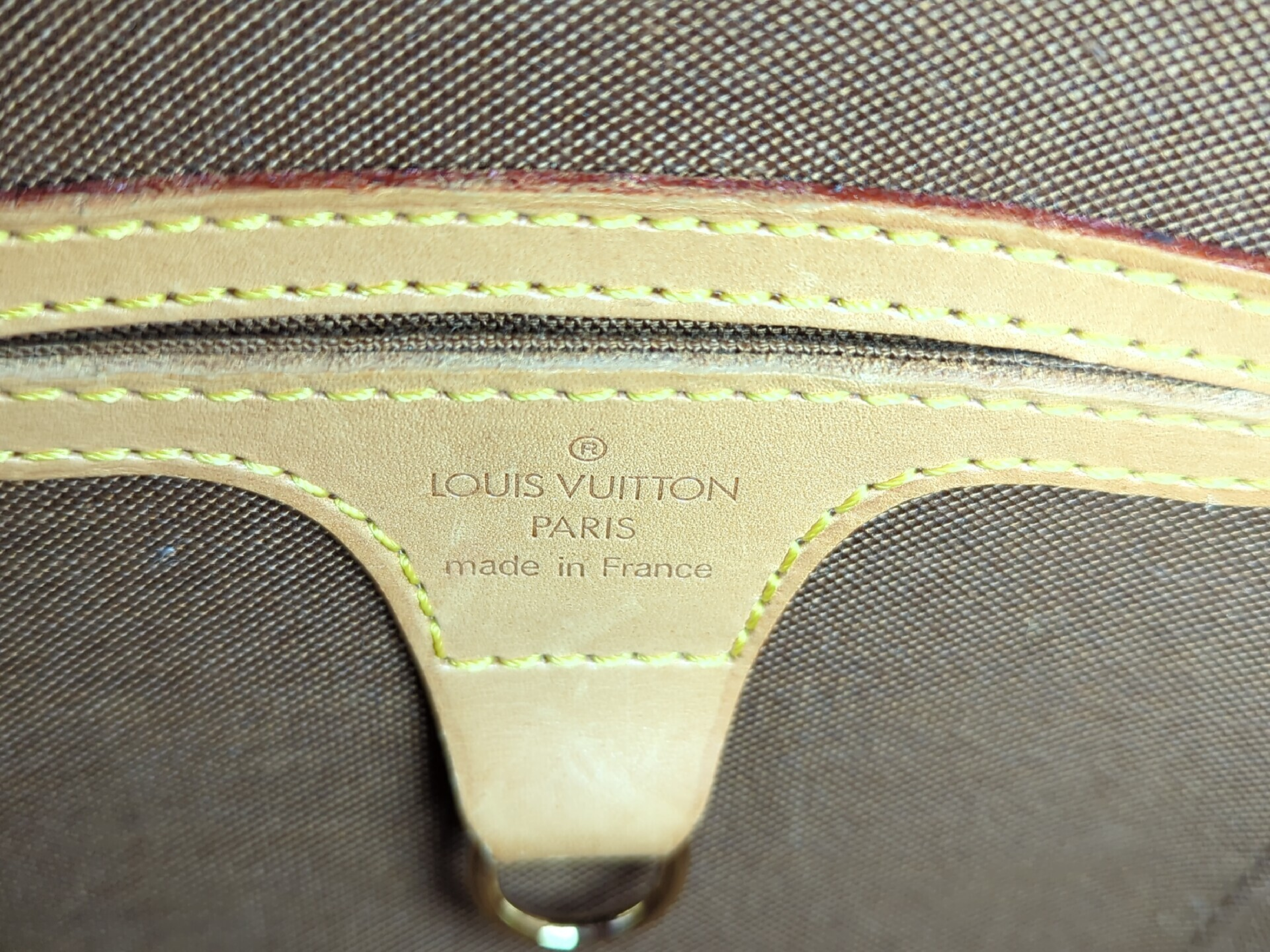 M51127 Monogram Ellipse PM Handbag — view 12