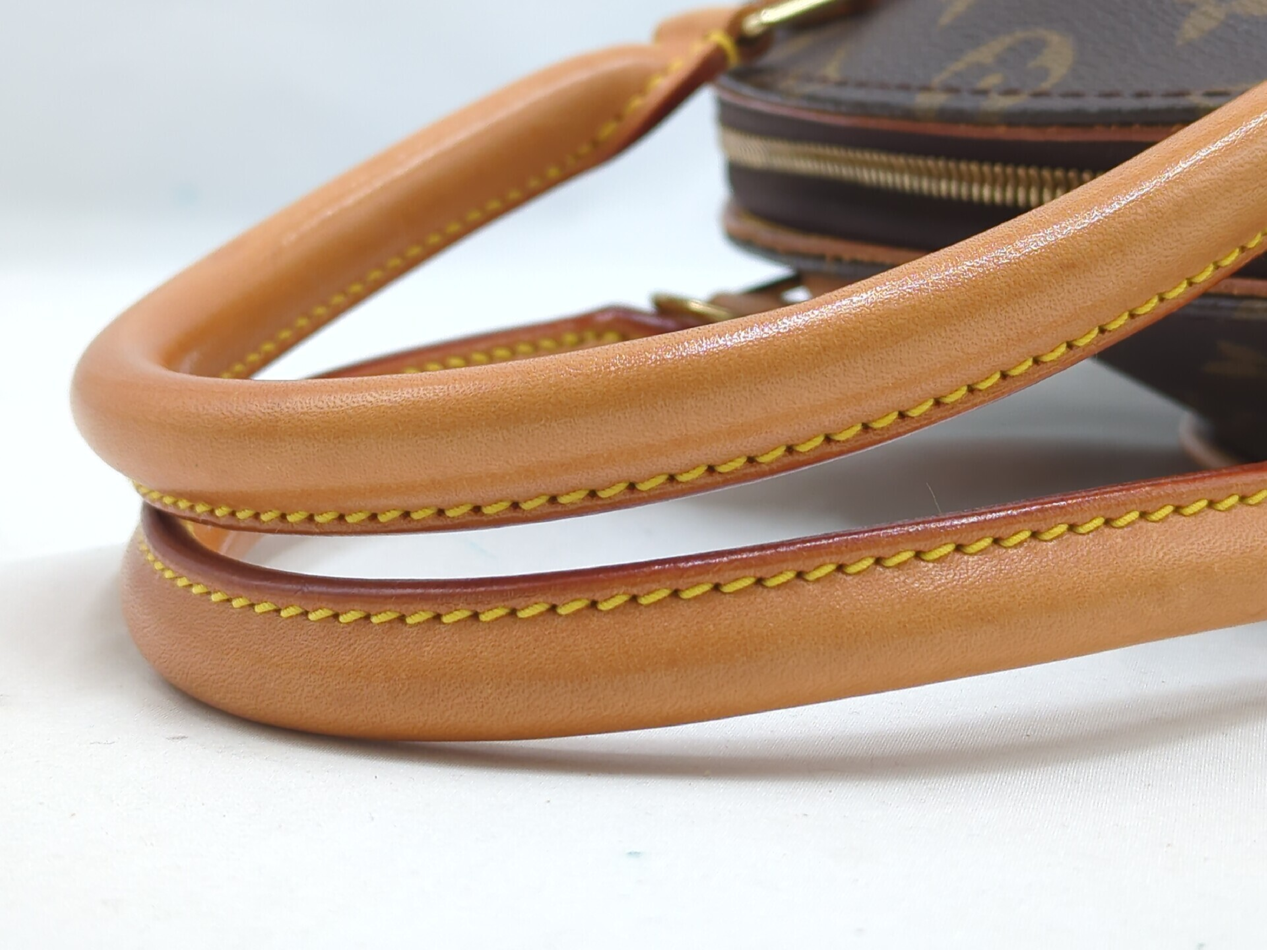 M51127 Monogram Ellipse PM Handbag — view 6