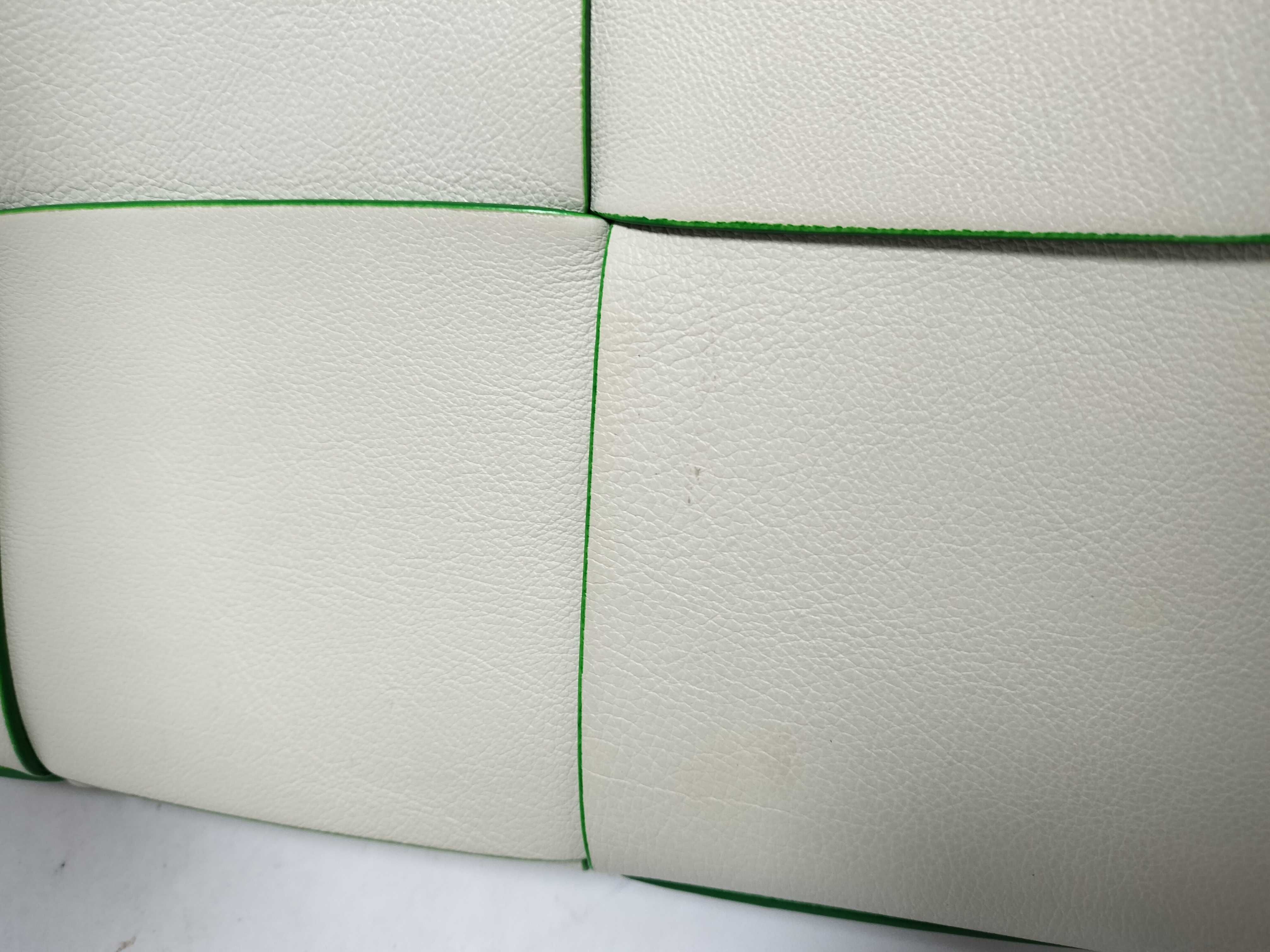 Intrecciato Bottega Veneta Arco Tote Maxi Intrecciato Green Tote Bag — view 8