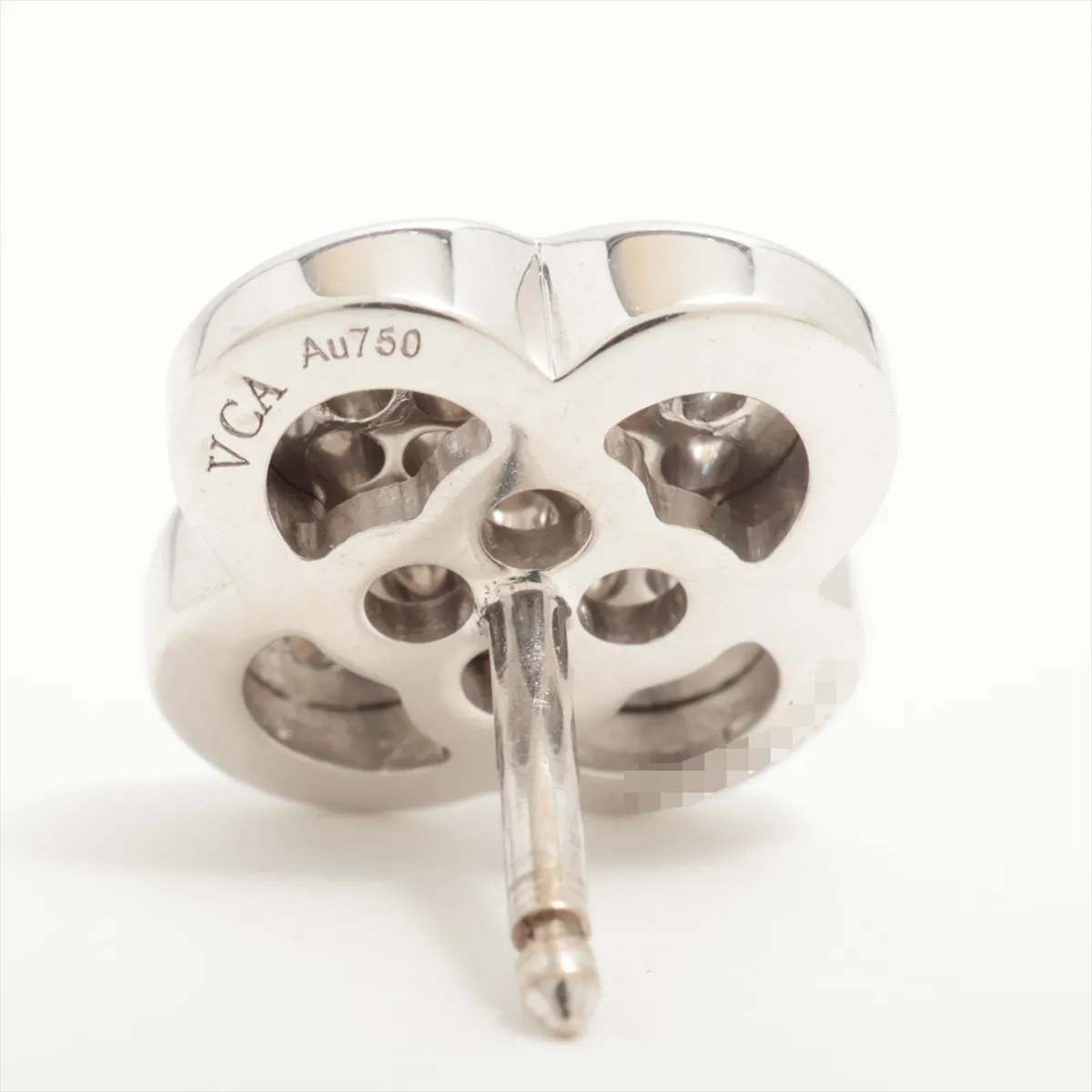 Pure Alhambra Diamond Earrings, 750 (WG), 5.1g, JB399818. Small chip in the culet, post distortion. — view 5