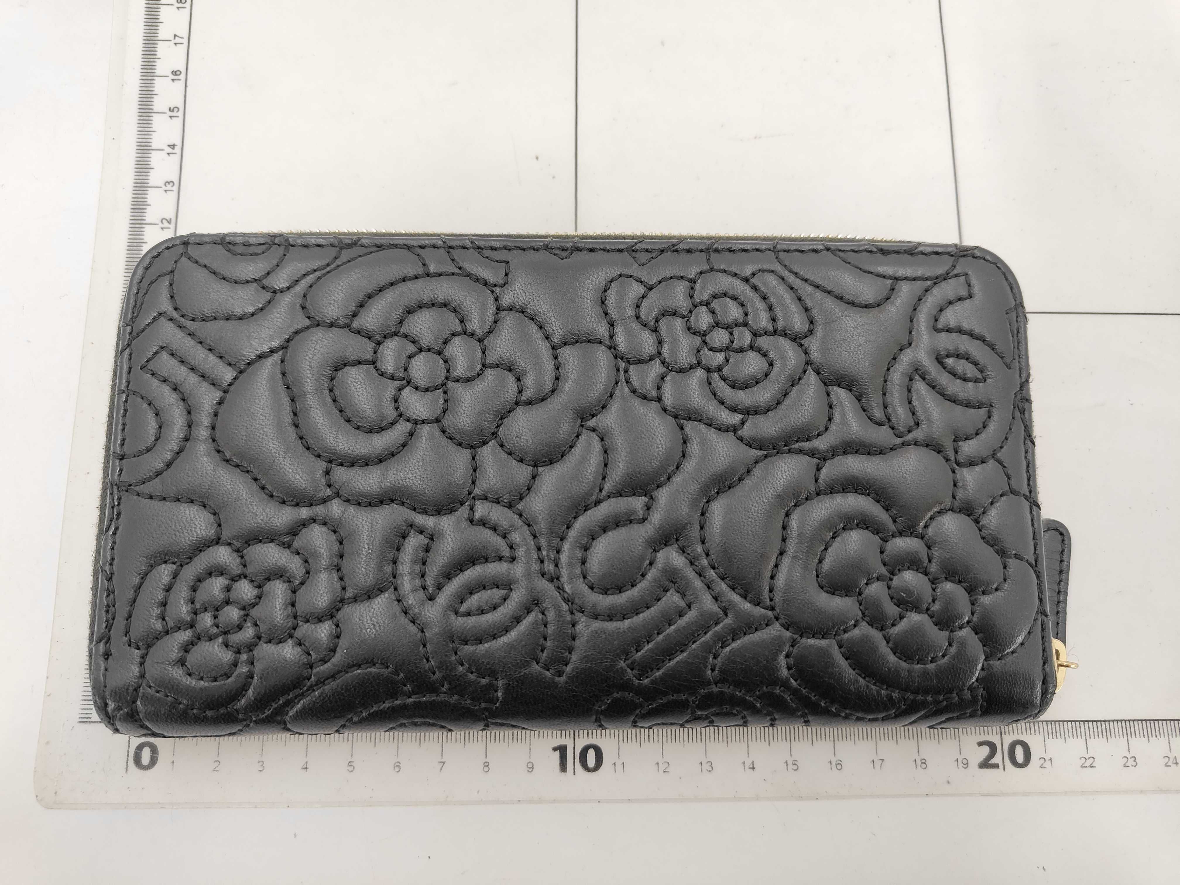 Camellia Long Wallet, Black, Serial Number 26-something, with original sticker. — view 2