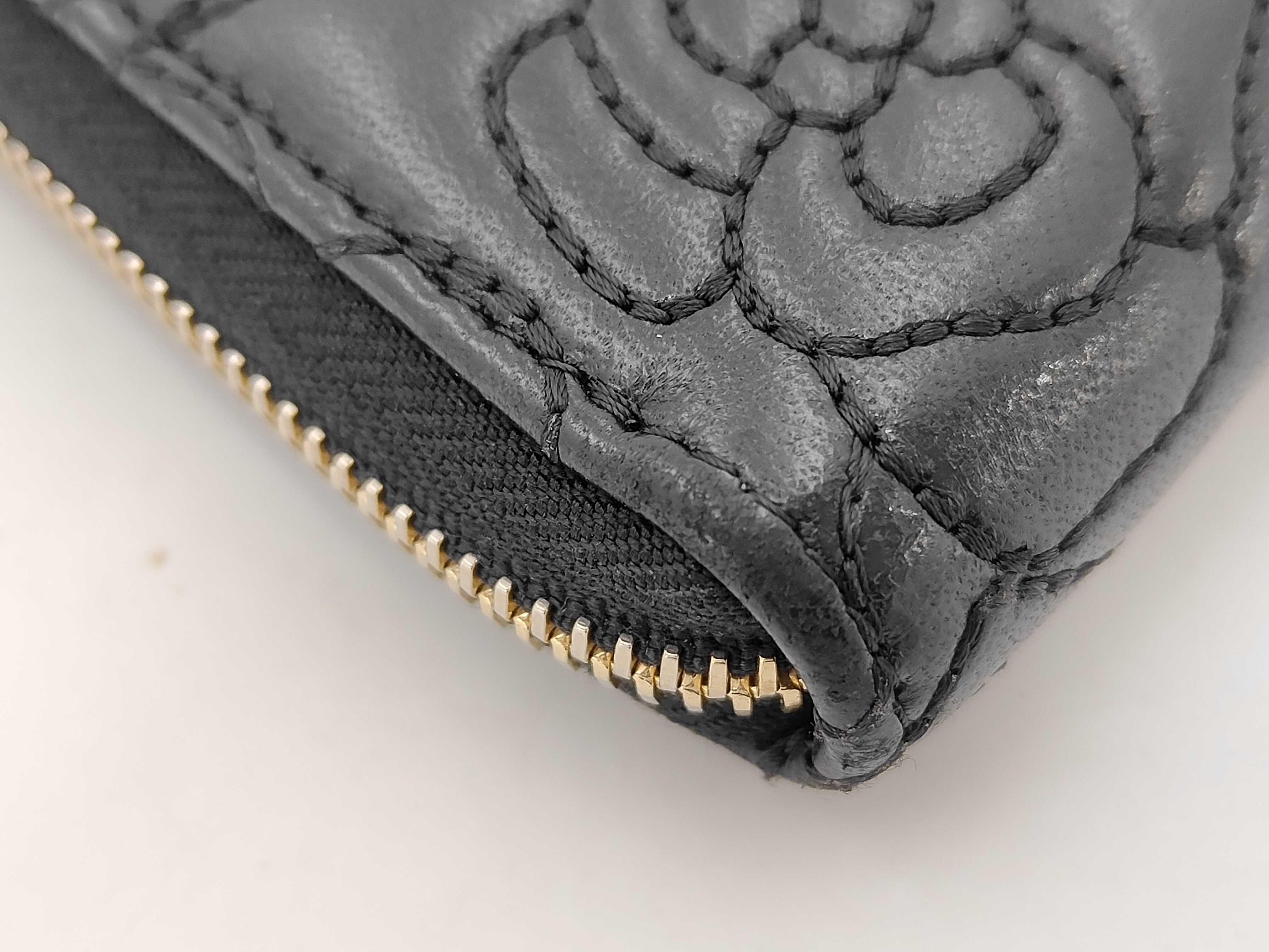 Camellia Long Wallet, Black, Serial Number 26-something, with original sticker. — view 3