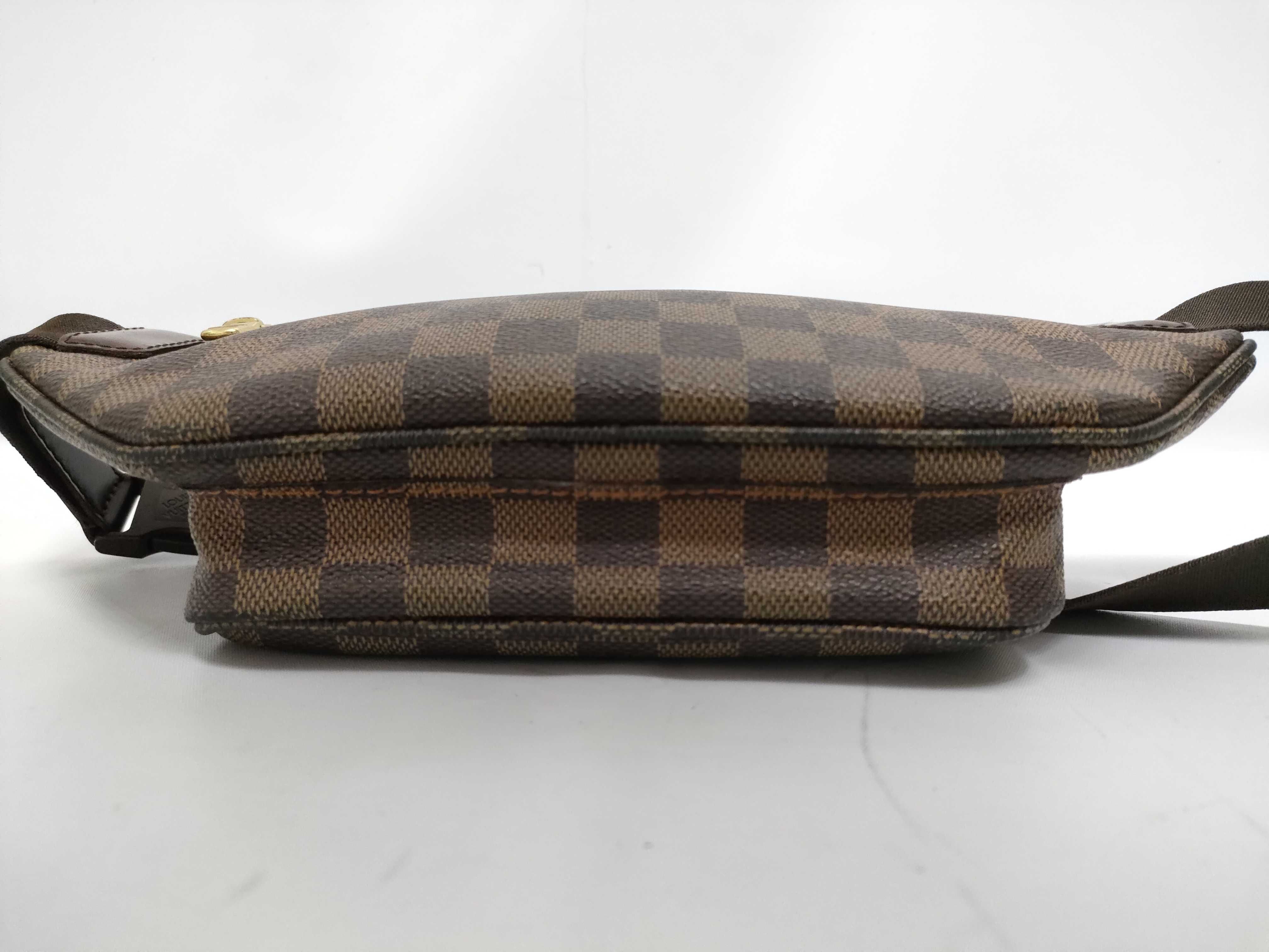 Damier Vuitton Bumbag Melville Waist Bag — view 3