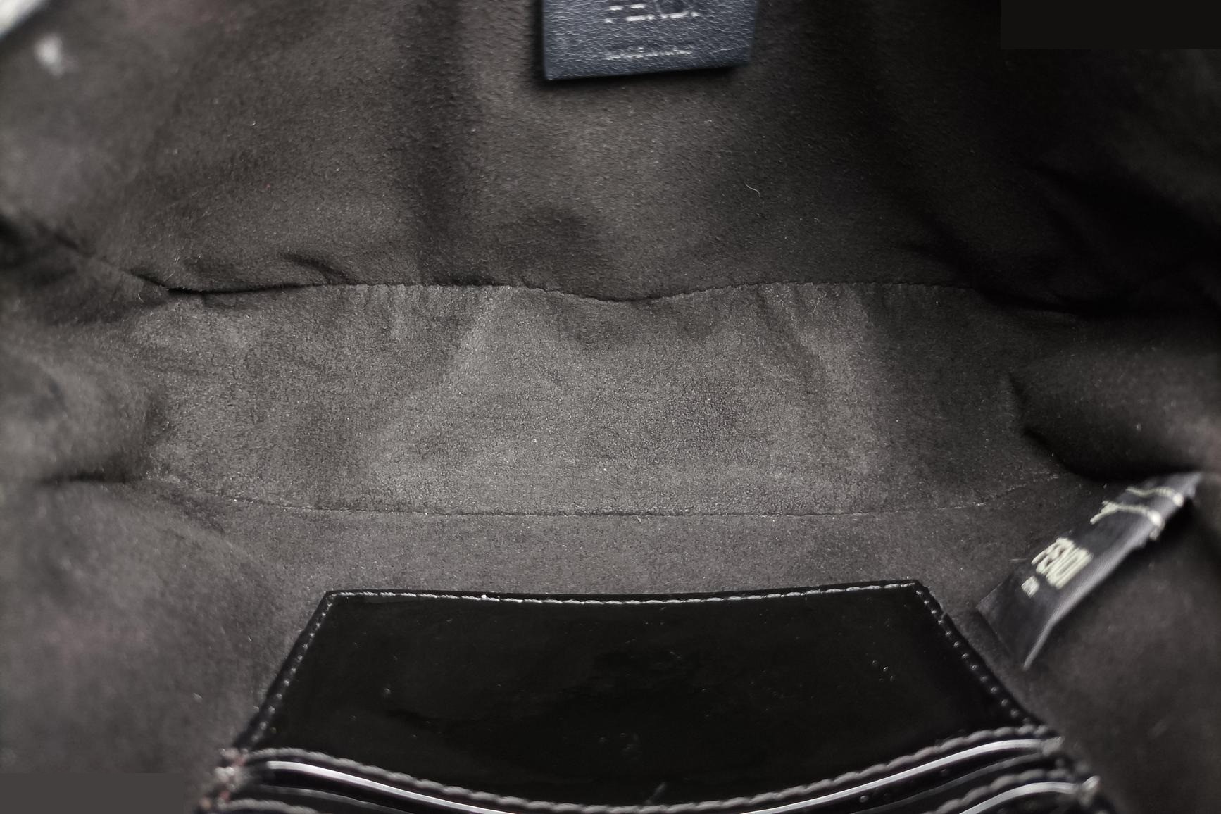 Bucket bag, fur x patent leather, brown x black — view 6