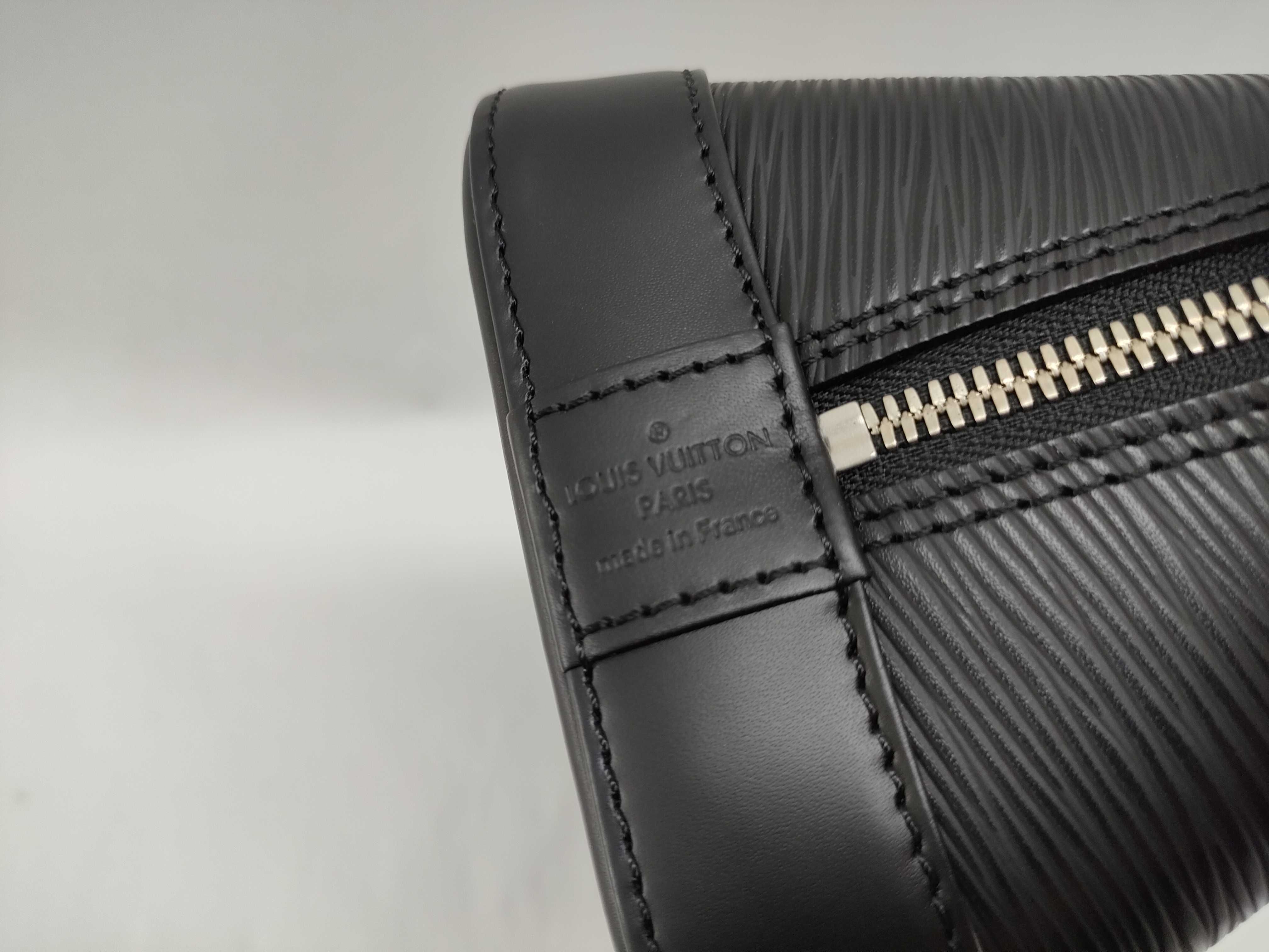 Epi Leather Alma Black Shell Bag M40302 Handbag — view 12