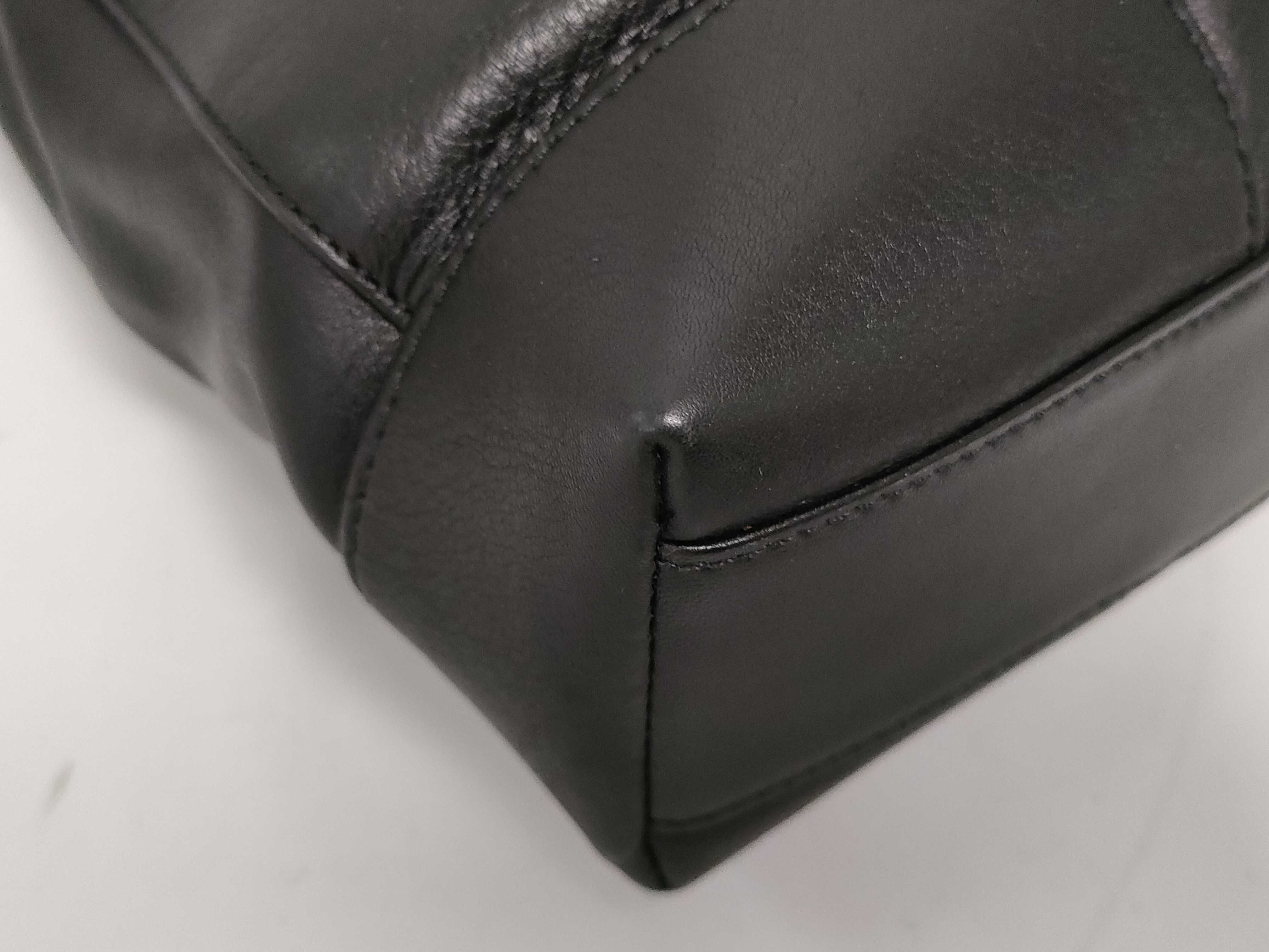 Anagram Leather Business Bag Shoulder Bag Black Business Bag — view 4