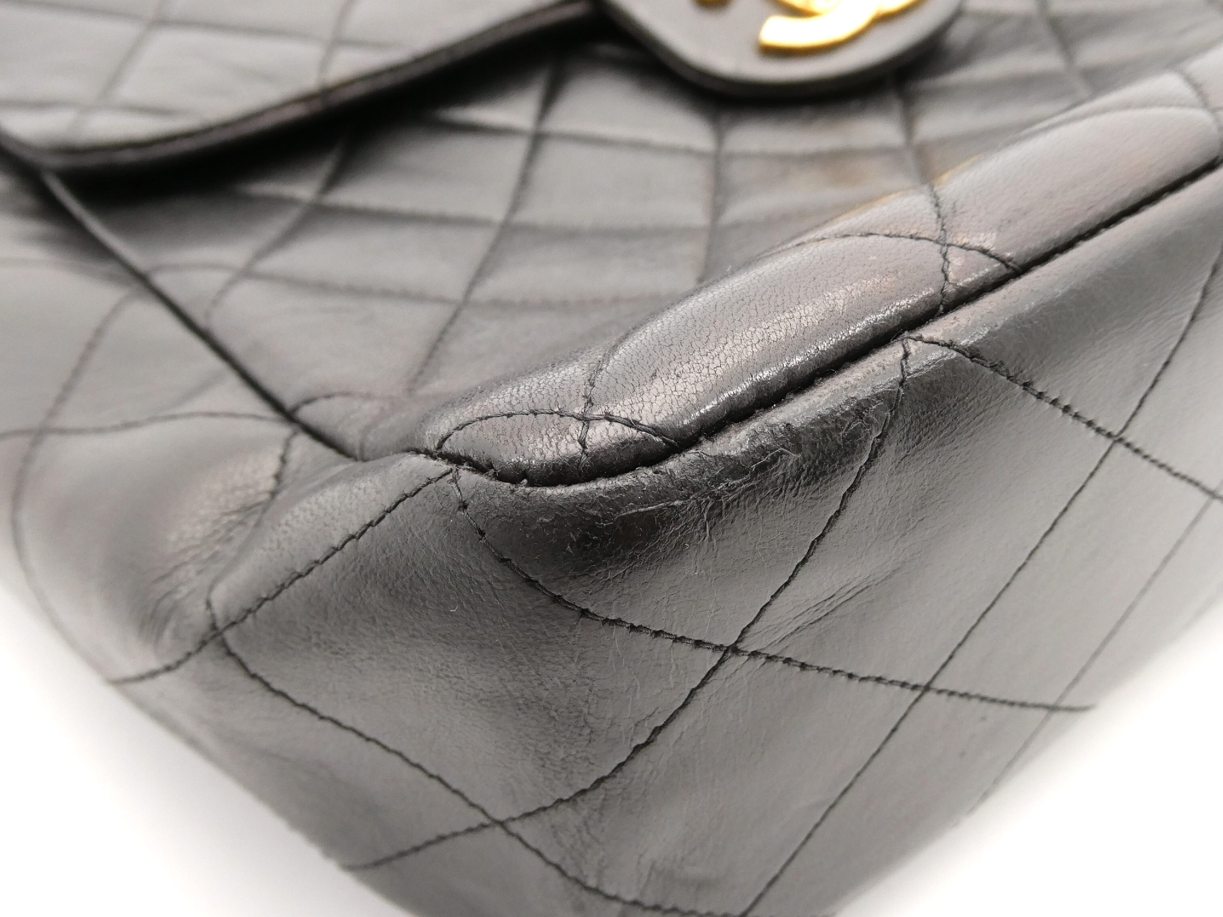 Matelassé Coco Mark Turnlock Chain Backpack — view 10