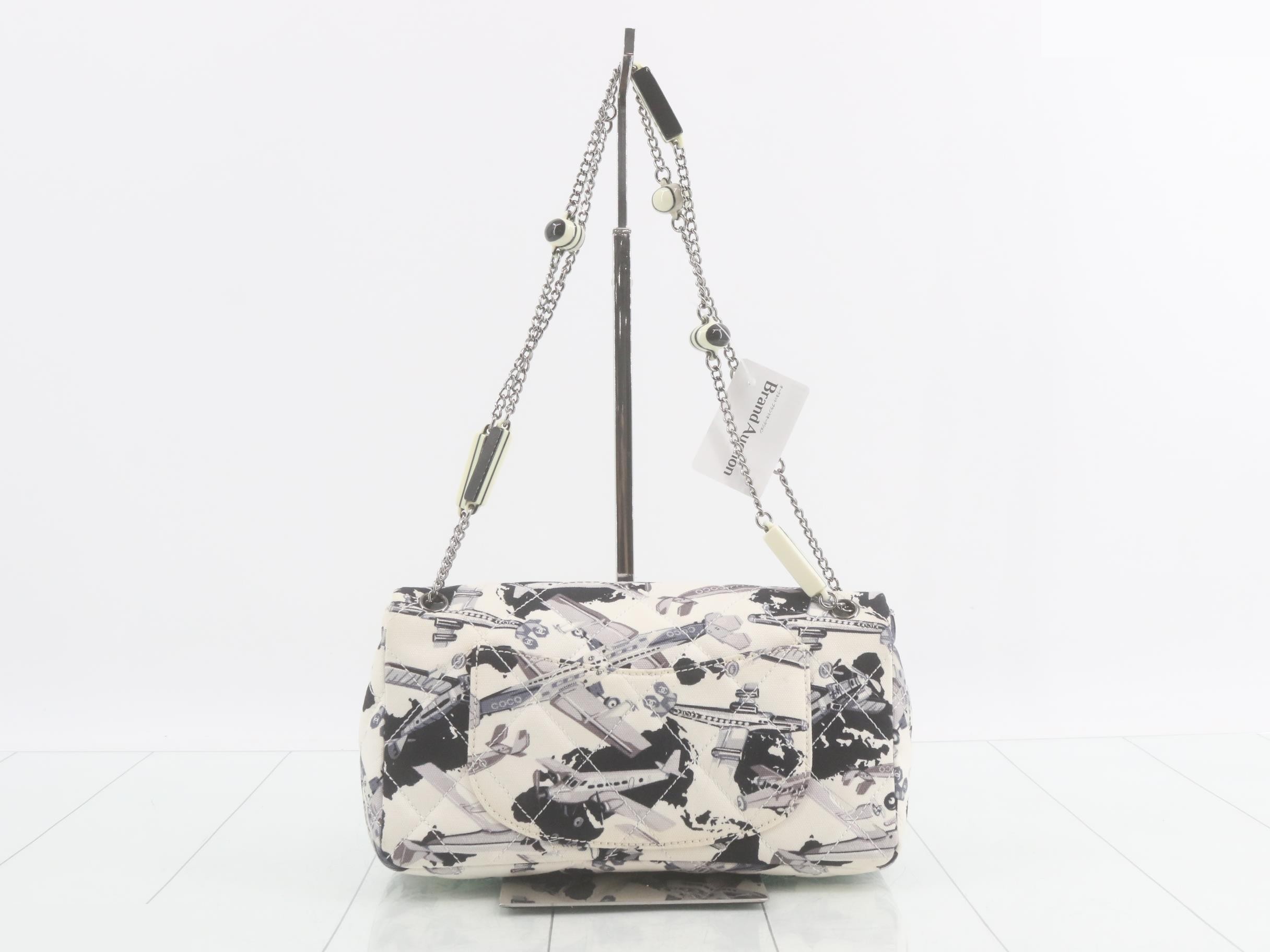 Matelassé (bag) - Shoulder bag — view 2