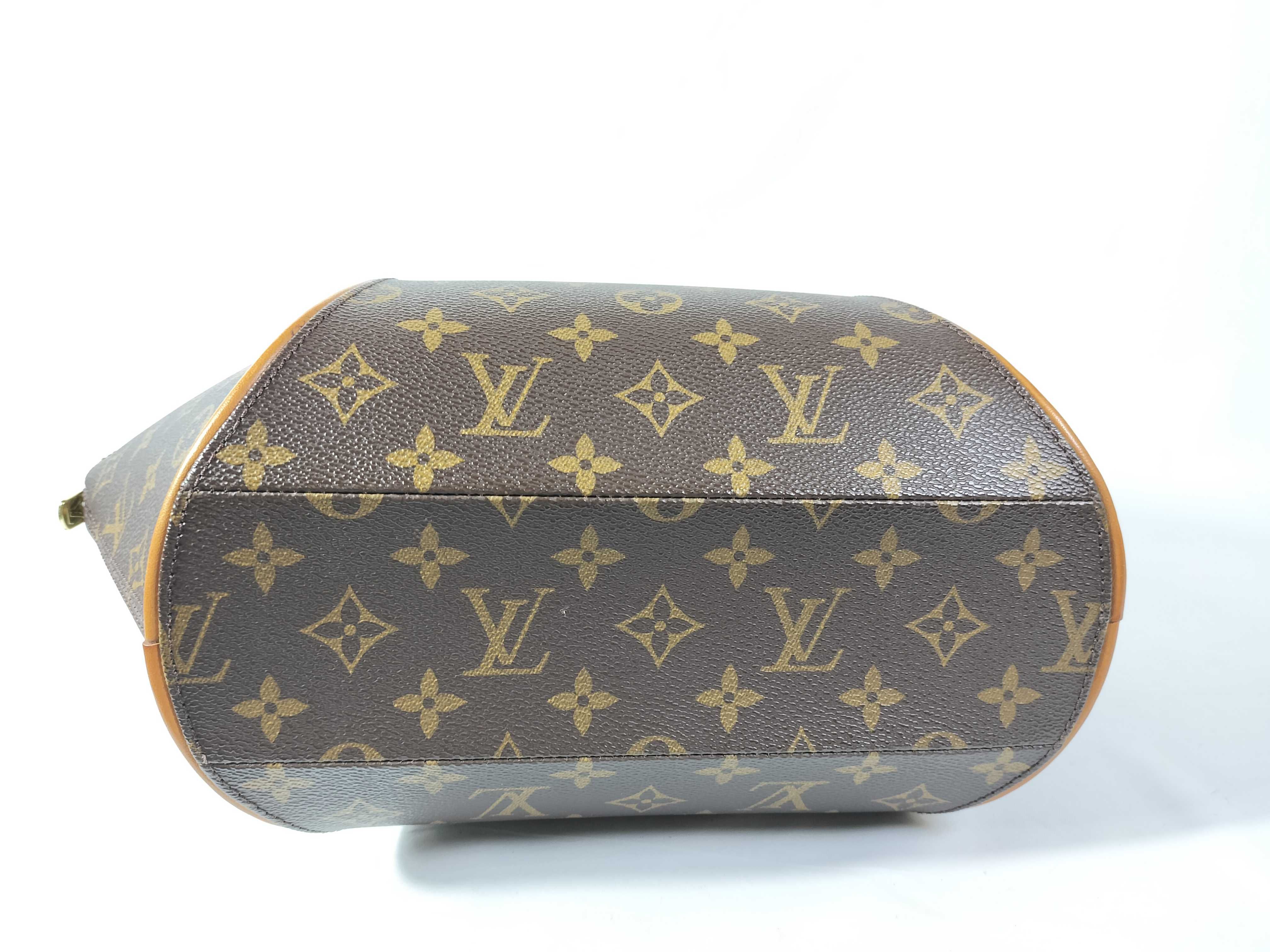 Monogram LV Ellipse MM AS0918 Handbag — view 7