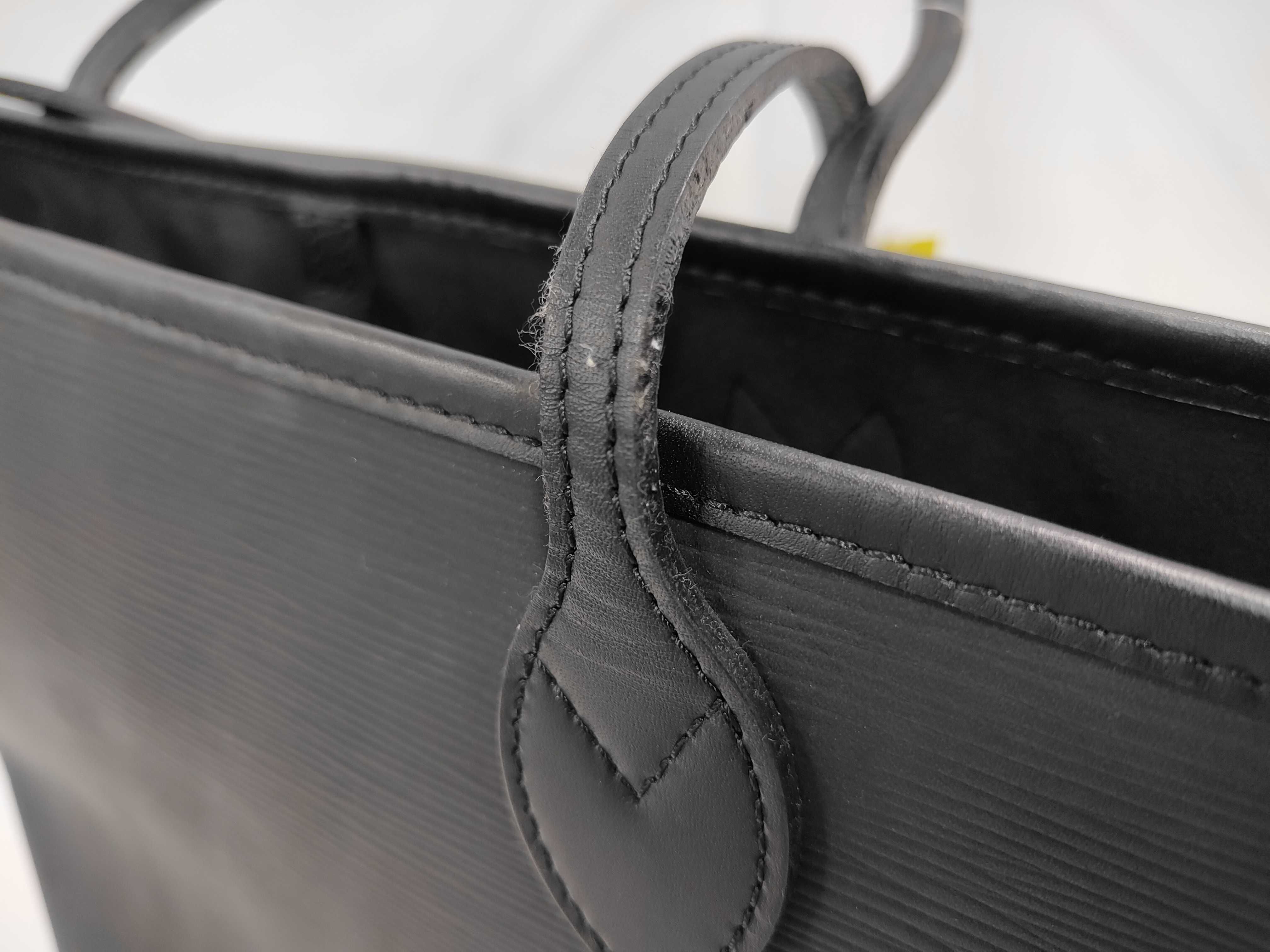 Epi Neverfull MM Tote Bag — view 13
